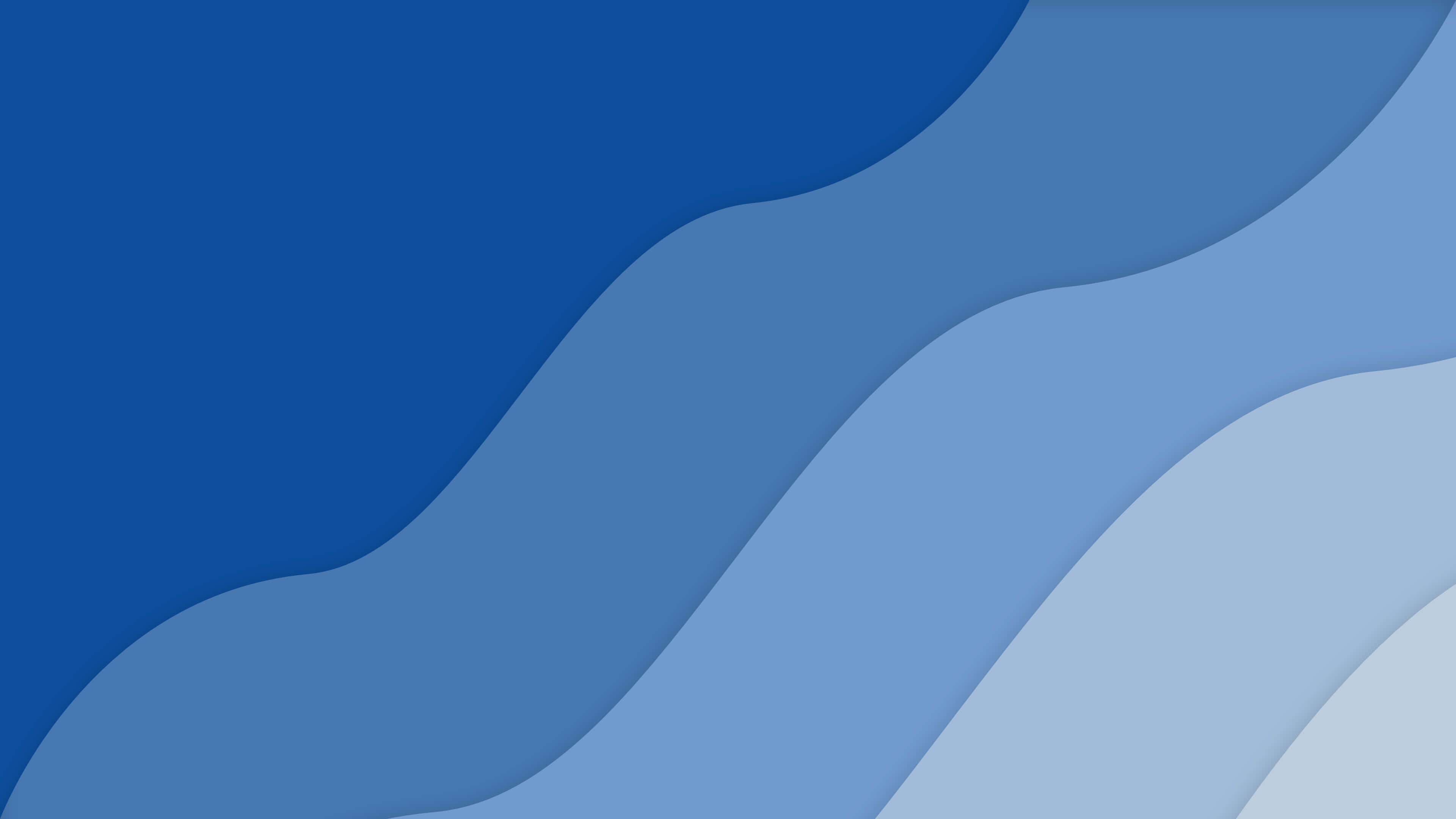 Minimalist Blue 桌布 壁紙 — 平滑分層的藍色波浪沿對角線流過極簡抽象背景。