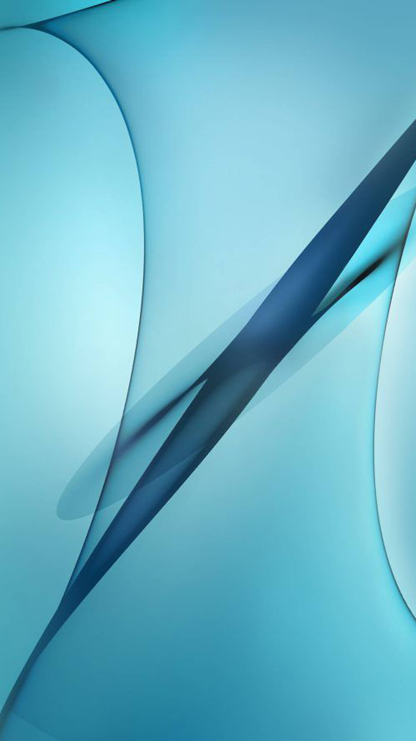 Samsung Galaxy J7 桌布 壁紙 — 平滑流動的漸變藍色抽象波浪，營造寧靜的數位背景。