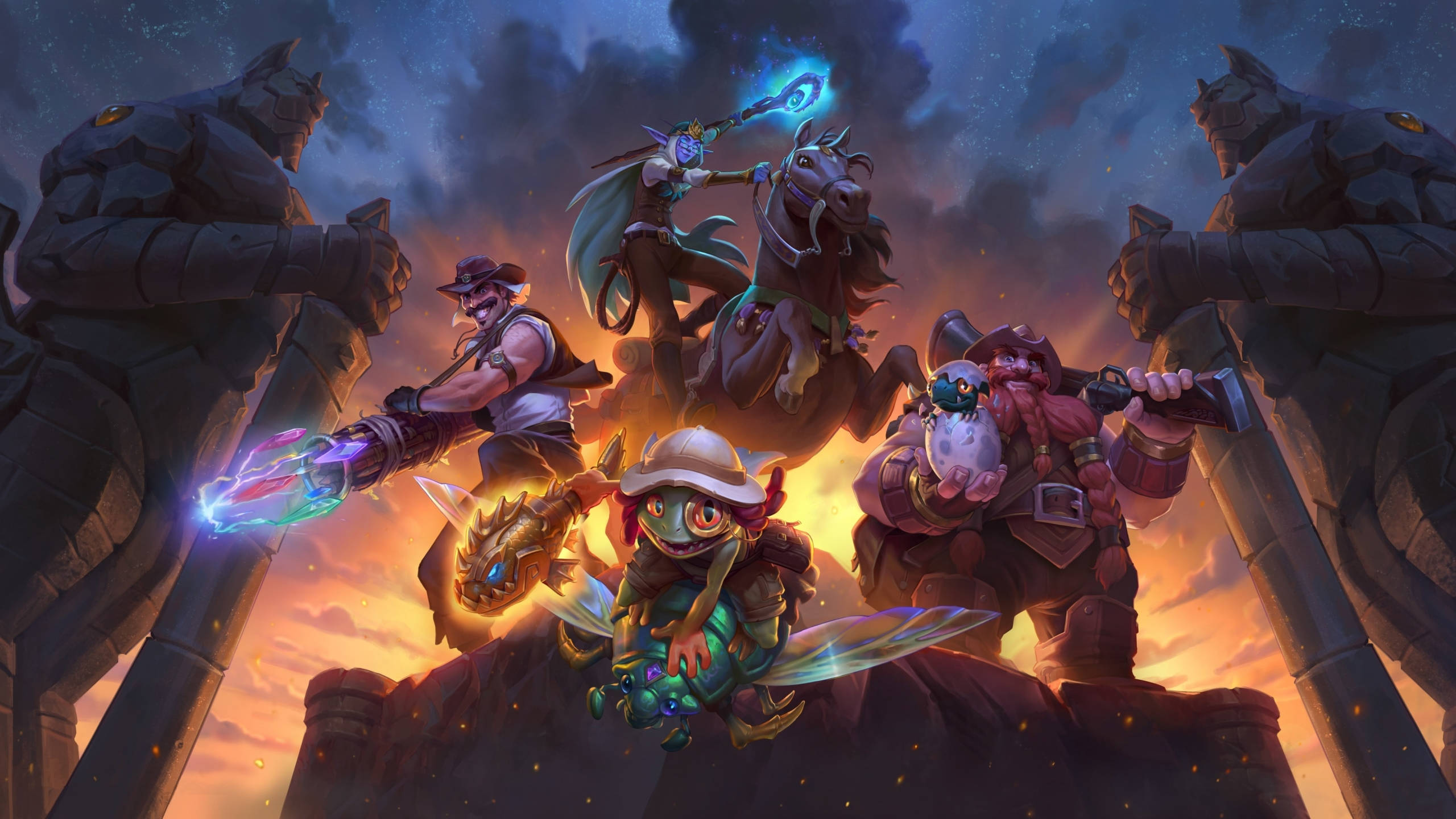 2560 x 1440 hearthstone 桌布 壁紙 — 幻想英雄手持發光武器，在熾熱的日落天空下，挑釁地站在廢墟之上。