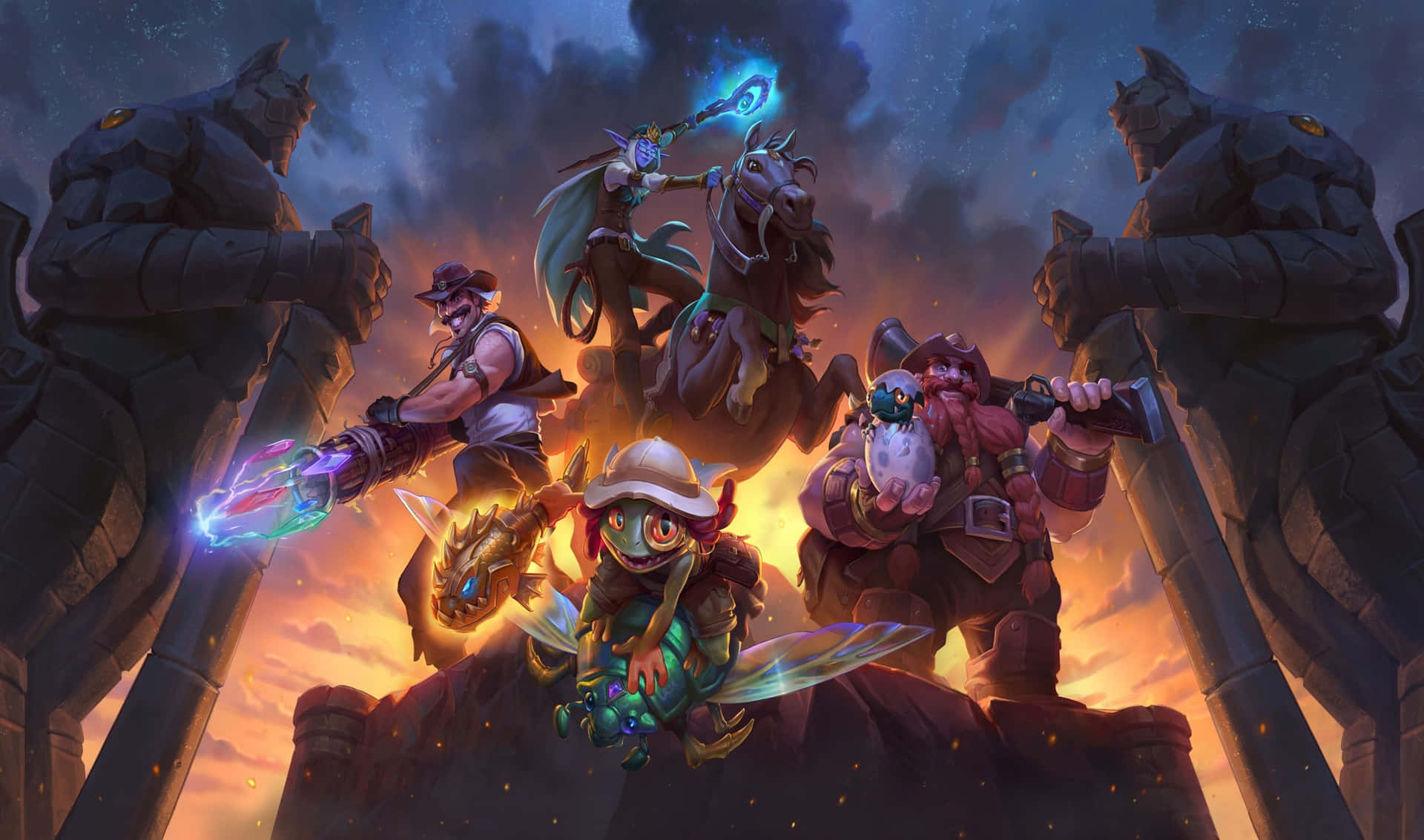 2440x1440 Hearthstone 桌布 壁紙 — 幻想英雄手持發光武器，挑釁地站在懸崖上，背景是熾熱的夕陽天空，由石巨人框住。