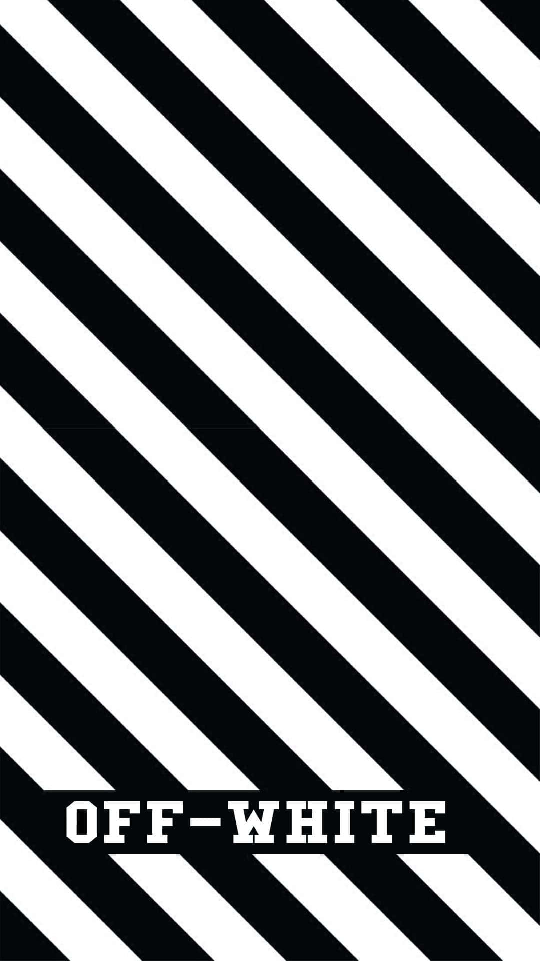 Off White 桌布 壁紙 — 底部帶有「OFF-WHITE」文字的醒目對角黑白條紋。