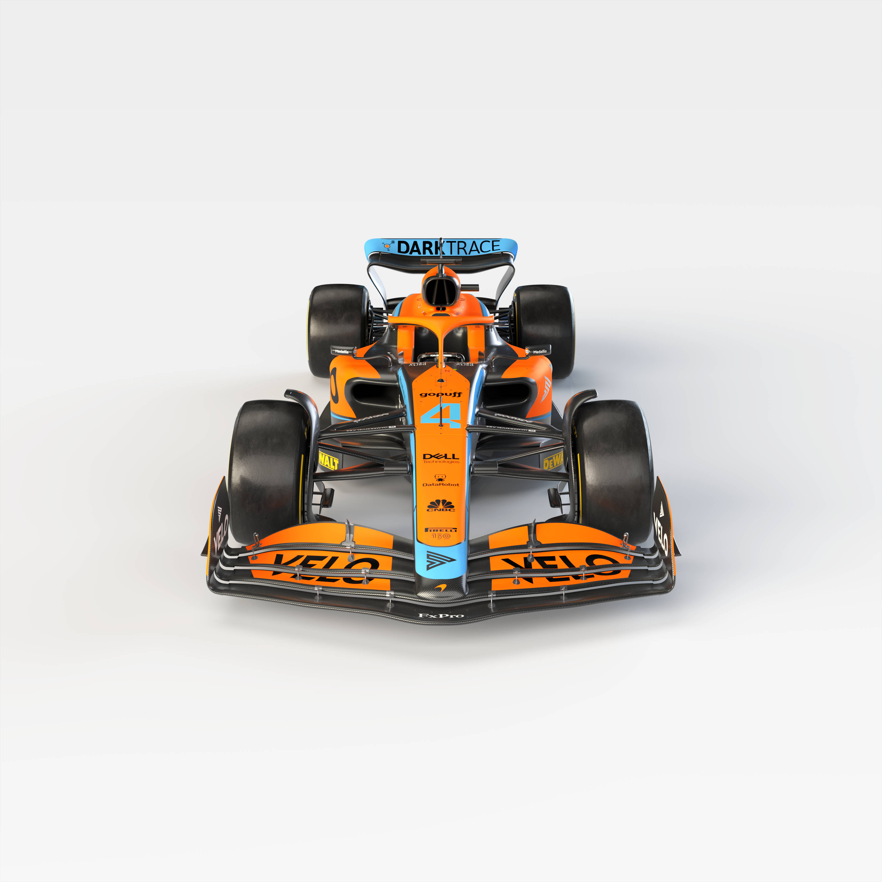 酷炫F1 桌布 壁紙 — 從上方俯瞰一輛橙色和黑色的 Formula 1 賽車，帶有數字 4 和贊助商標誌，背景為純白色。