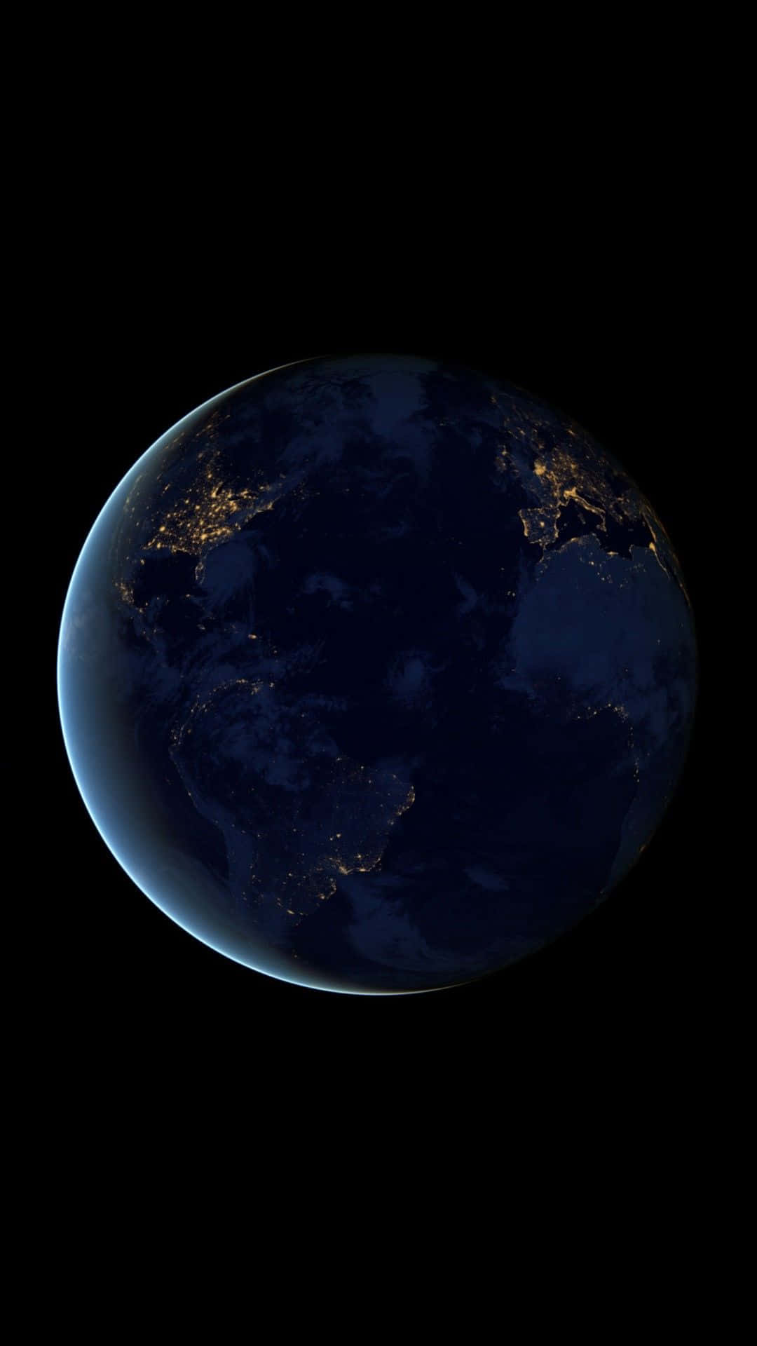 iPhone Earth 桌布 壁紙 — 從太空俯瞰地球的壯麗夜景，城市燈光閃爍，照亮各大洲，背景是深邃的黑色虛空。