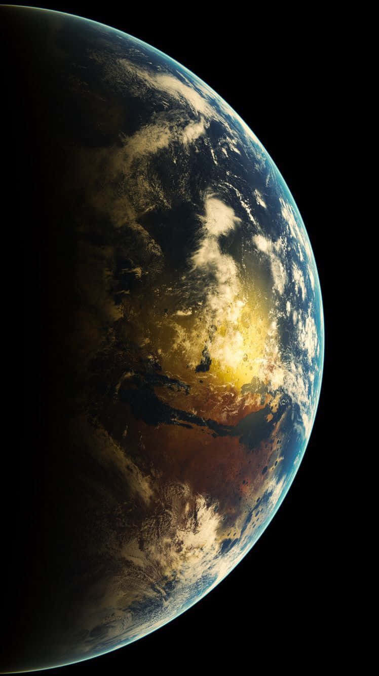 planet earth 桌布 壁紙 — 從太空俯瞰地球的壯麗景色，夕陽餘暉照亮大陸和海洋，映襯著漆黑的虛空。