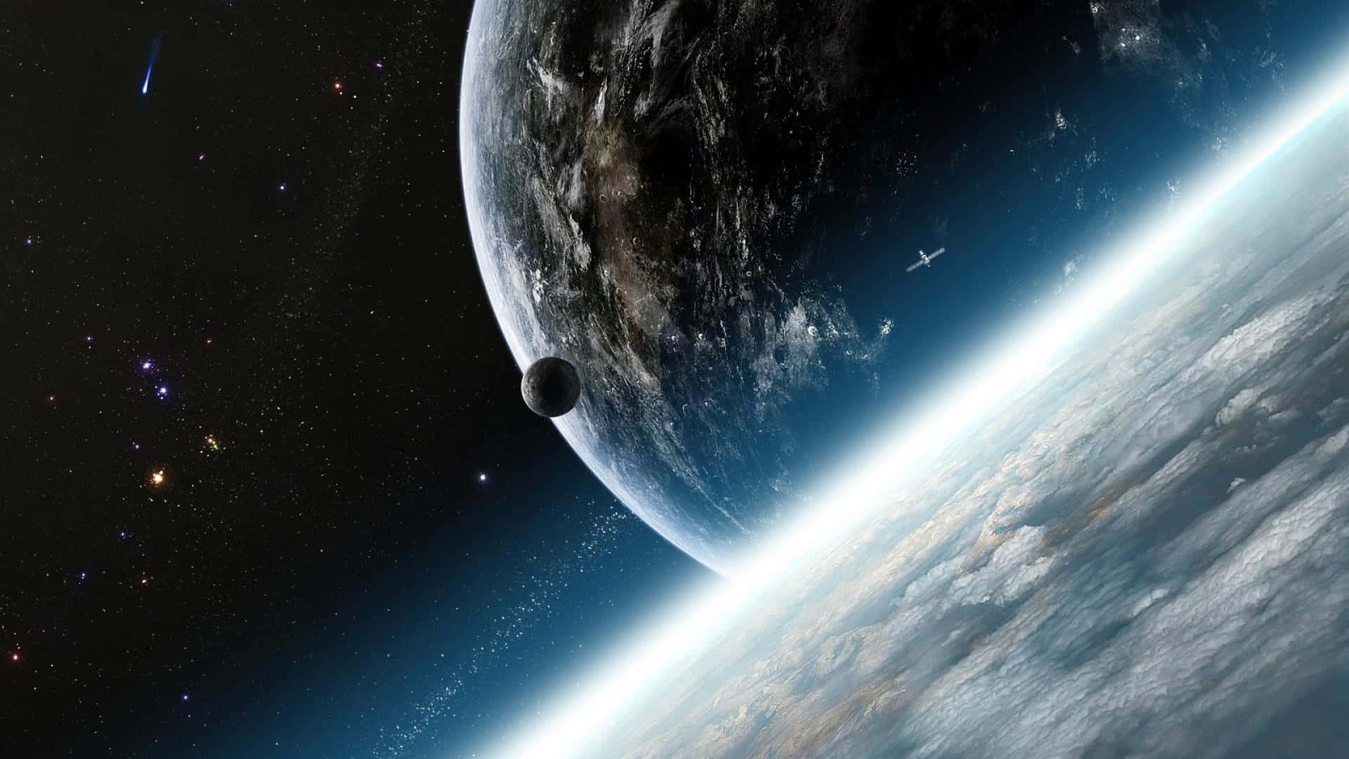 Earth Science 桌布 壁紙 — 從太空俯瞰地球的壯麗景色，大氣層閃耀，一顆小衛星在附近環繞，背景是繁星點點。