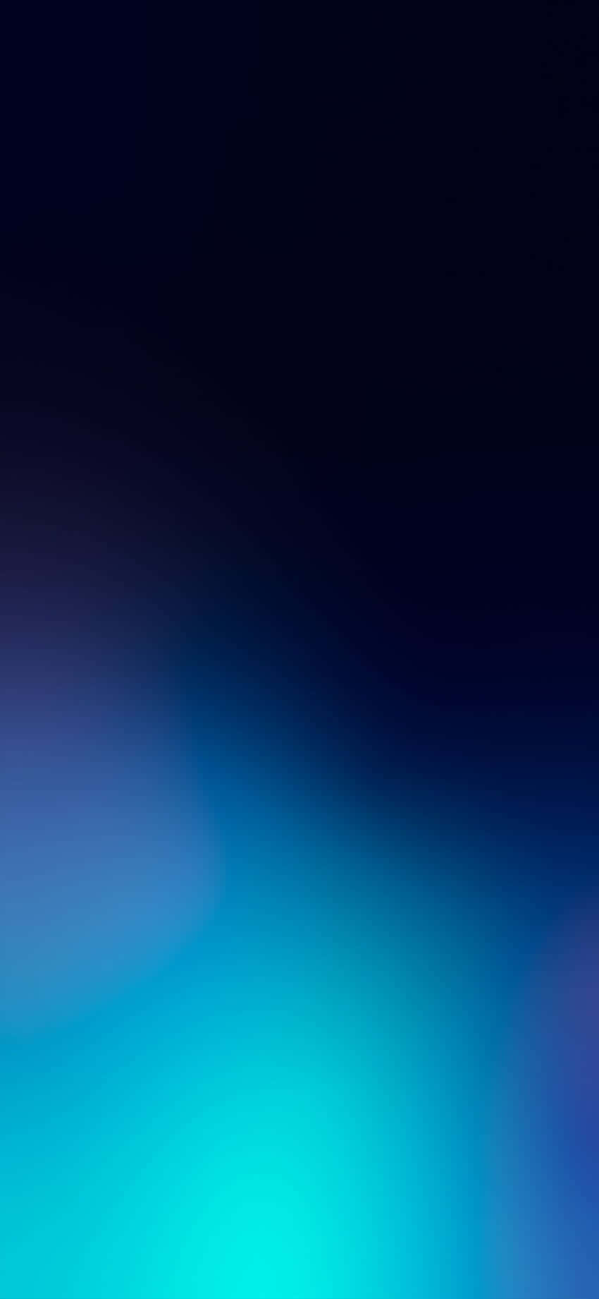 Dark Blue Ombre 桌布 壁紙 — 從深海軍藍到充滿活力的青藍色的平滑漸變，營造出平靜的數位抽象背景。