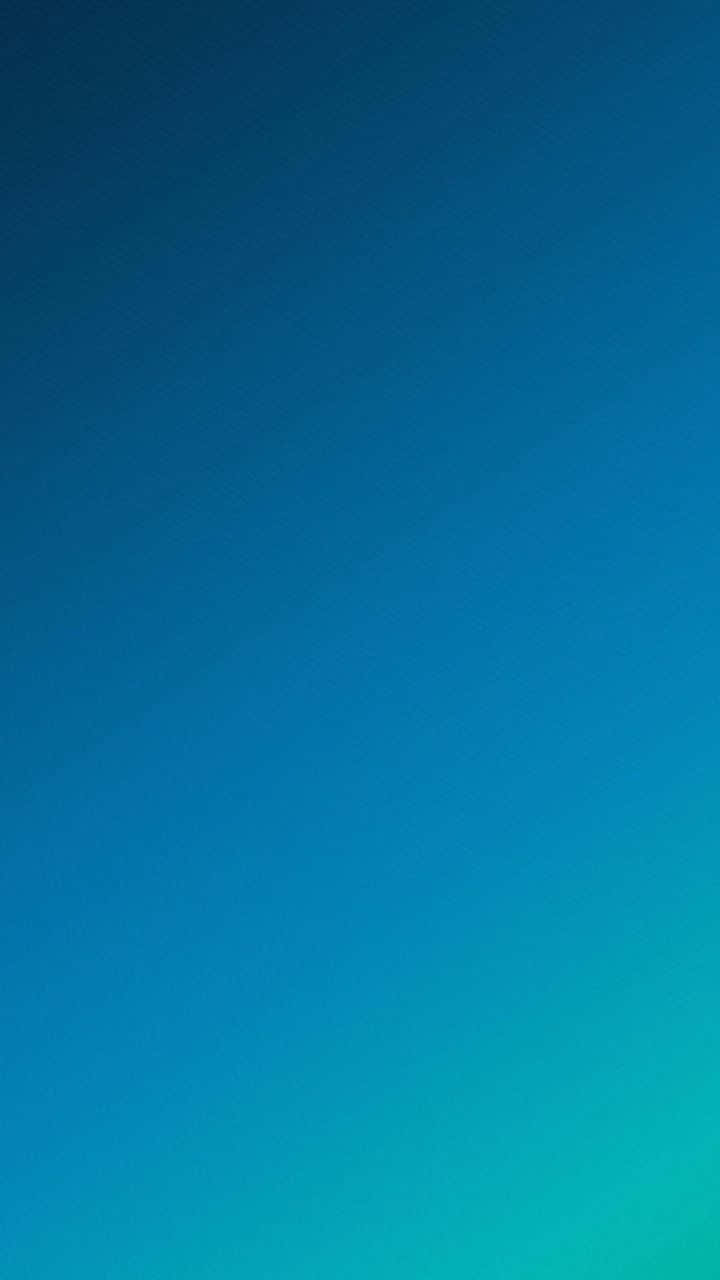 Phone Screen 桌布 壁紙 — 從深海軍藍過渡到充滿活力的青綠色和藍綠色的寧靜漸變天空。