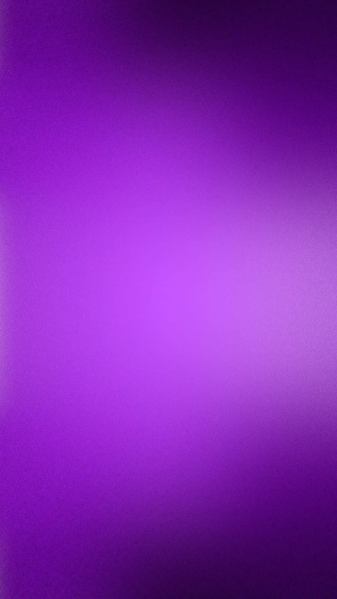 Minimalist Purple 桌布 壁紙 — 從深紫色到淺紫色的平滑漸變，整個畫面帶有柔和的模糊過渡效果。