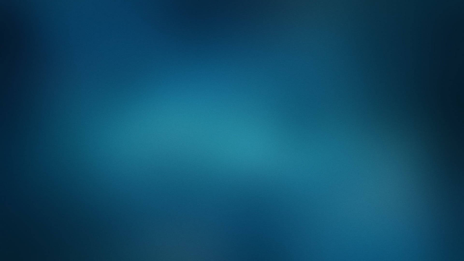 柔和藍色漸變背景，帶有模糊過渡，適合平靜的數位設計。 — 藍色抽象 壁紙
