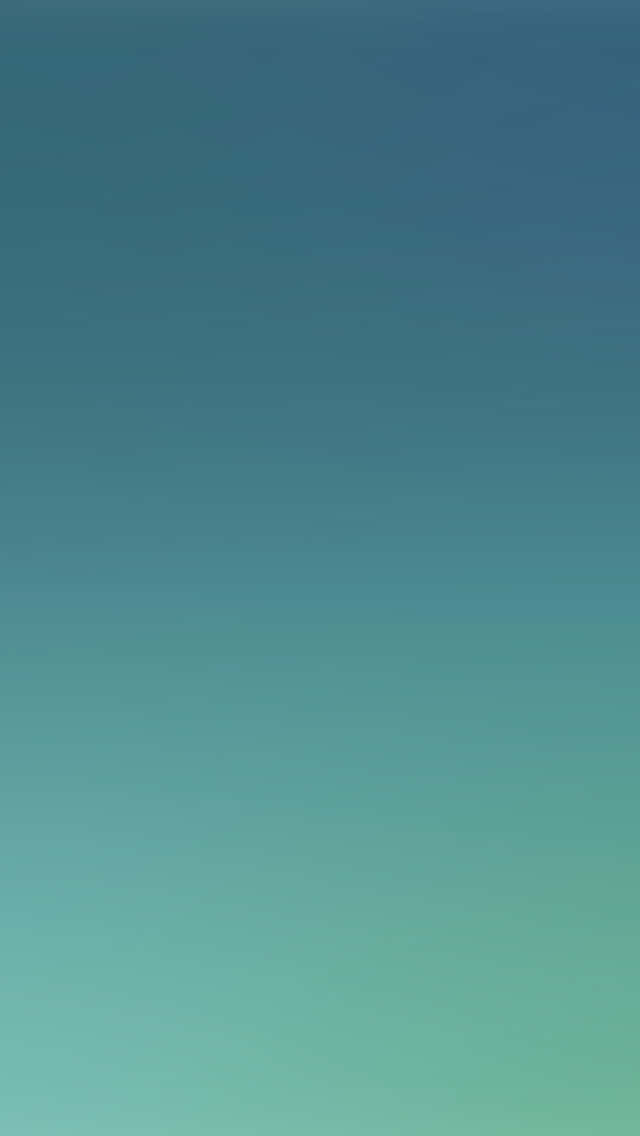Blue iPhone Xr 桌布 壁紙 — 從深藍綠色過渡到柔和薄荷綠的寧靜漸變天空。