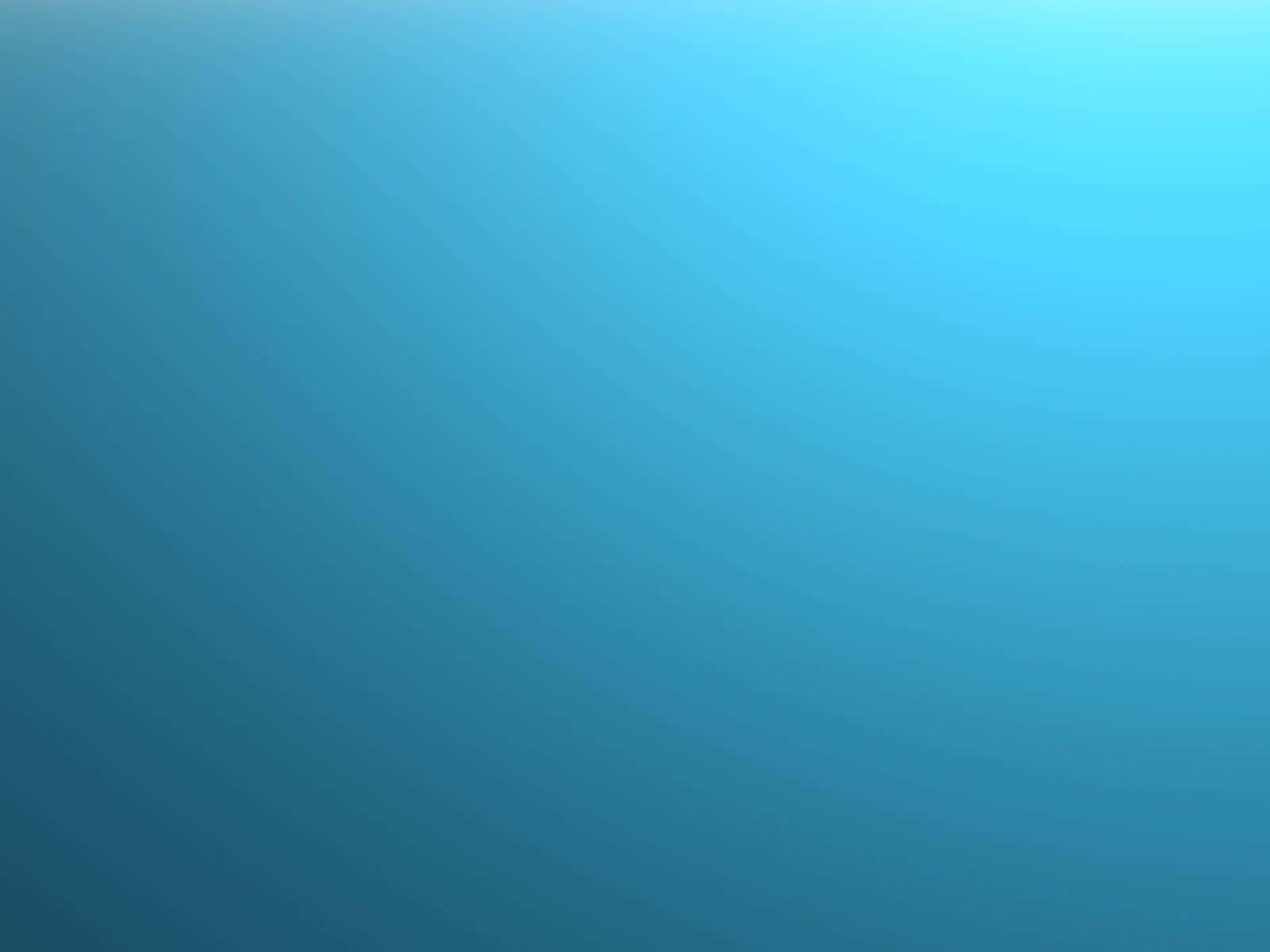 Blue Color 桌布 壁紙 — 從深青色到柔和天藍色的平靜藍色調漸變。