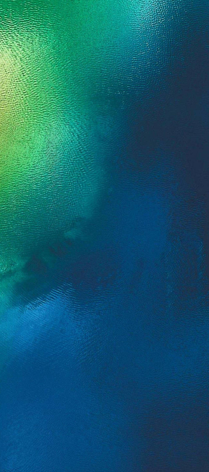抽象水紋理，帶有綠色至藍色漸變和漣漪圖案。 — iOS 14 GIF 壁紙