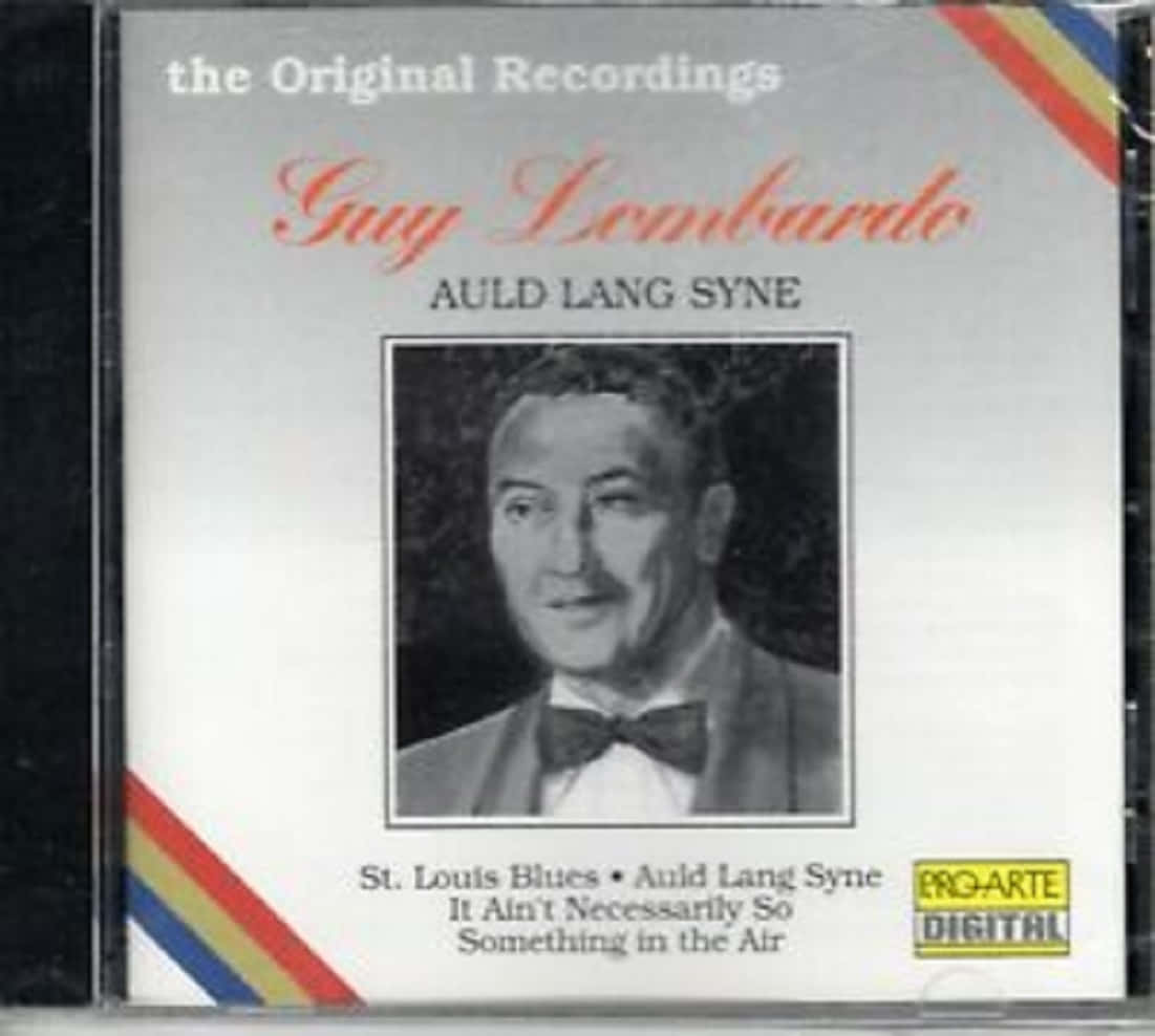 recording 桌布 壁紙 — 復古CD封面，黑白肖像Guy Lombardo身穿燕尾服配蝴蝶結，帶有彩色對角線條和歌曲名稱。