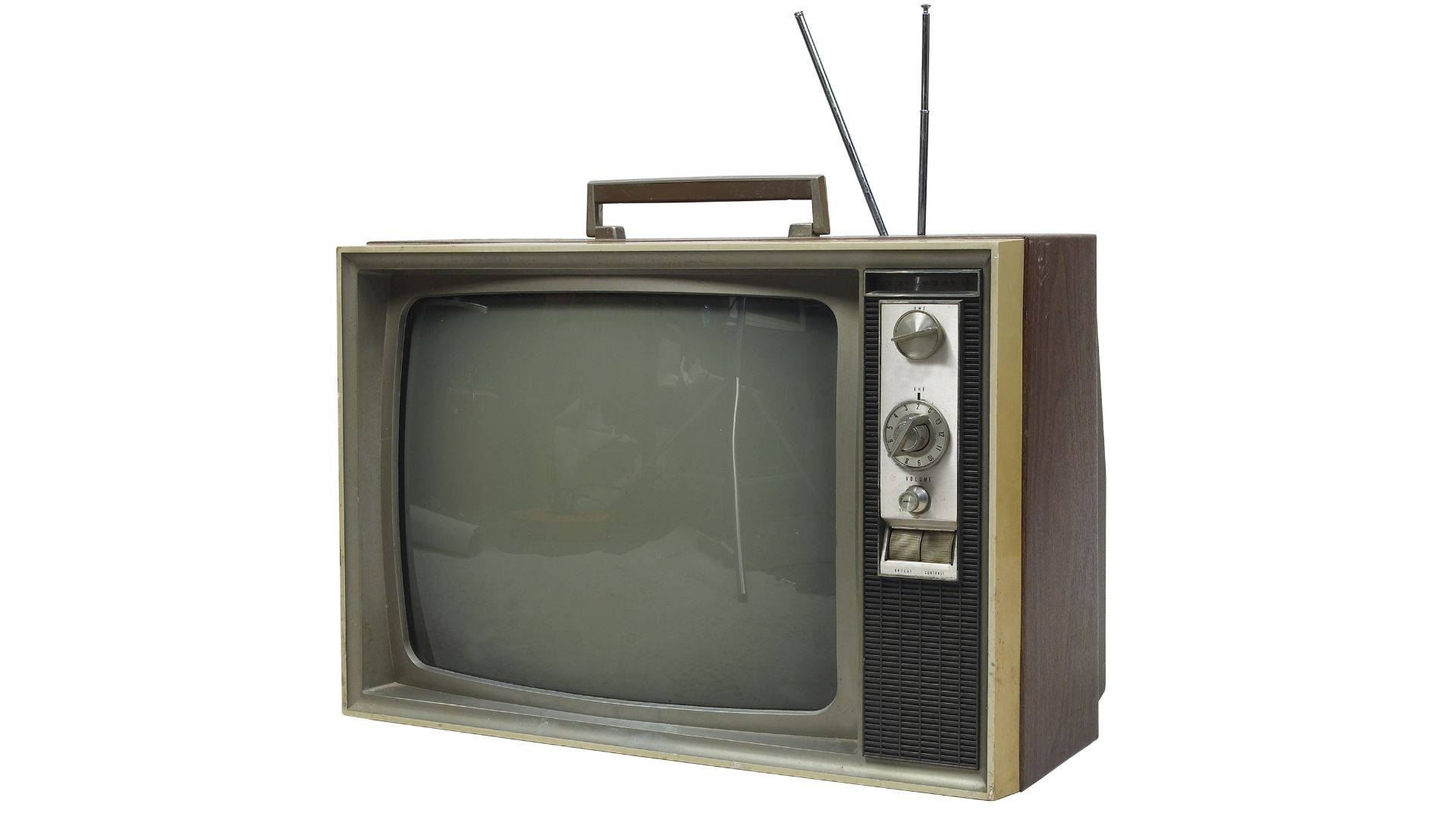 tv 桌布 壁紙 — 復古便攜式電視機，木製外殼和天線，孤立在白色背景上。