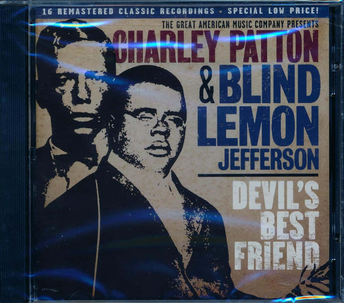 Album Cover 桌布 壁紙 — 復古專輯封面藝術， featuring Charley Patton 和 Blind Lemon Jefferson 的風格化肖像，搭配大膽的復古字體和磨損紋理。