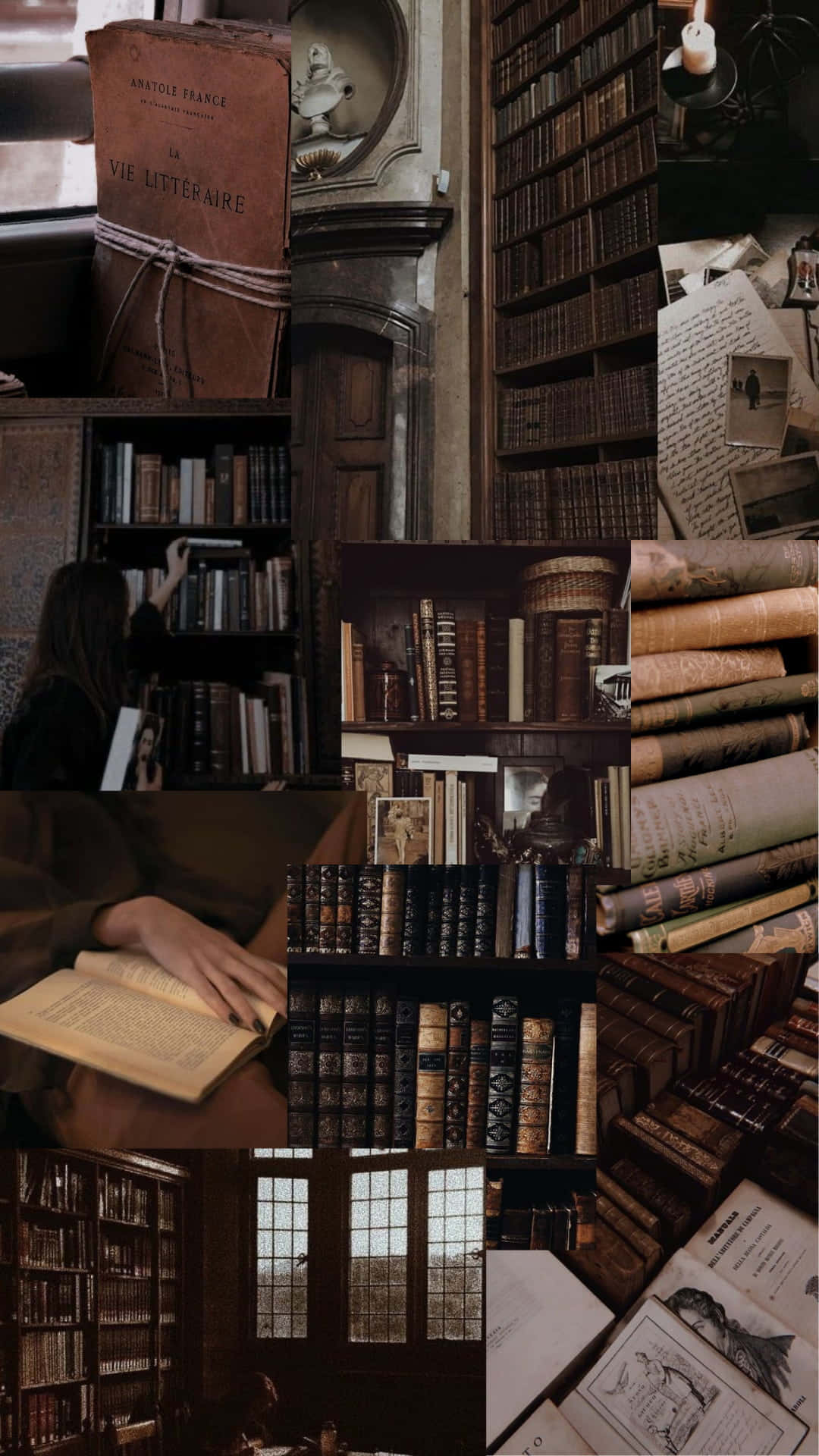 Books iPhone 桌布 壁紙 — 復古書架、舊書本和一個人在昏暗圖書館中於溫暖燭光下閱讀的拼貼畫。