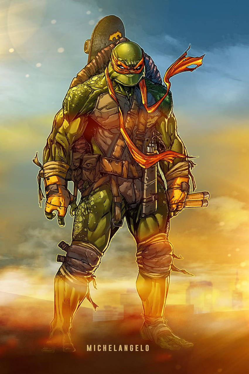Ninja Turtle 桌布 壁紙 — 《忍者龜》中的米開朗基羅在日落時分英雄般地站著，手持雙節棍，露出自信的笑容。