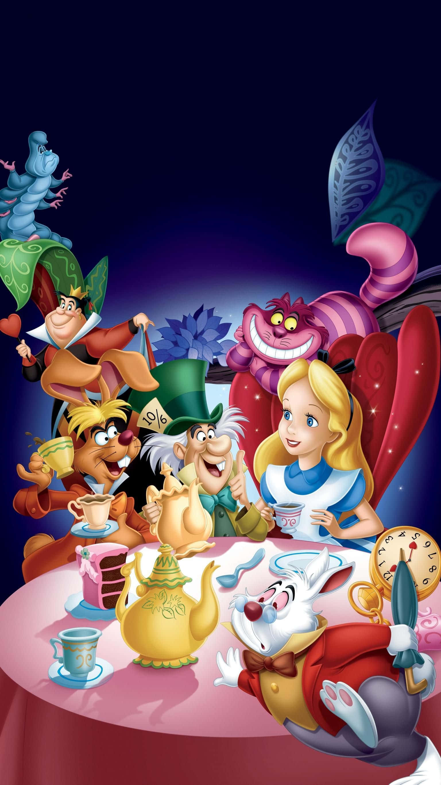 Alice Wonderland Aesthetic 桌布 壁紙 — 愛麗絲和奇幻角色在黑暗星空下圍著一張超現實的茶桌，呈現出夢幻般的場景。