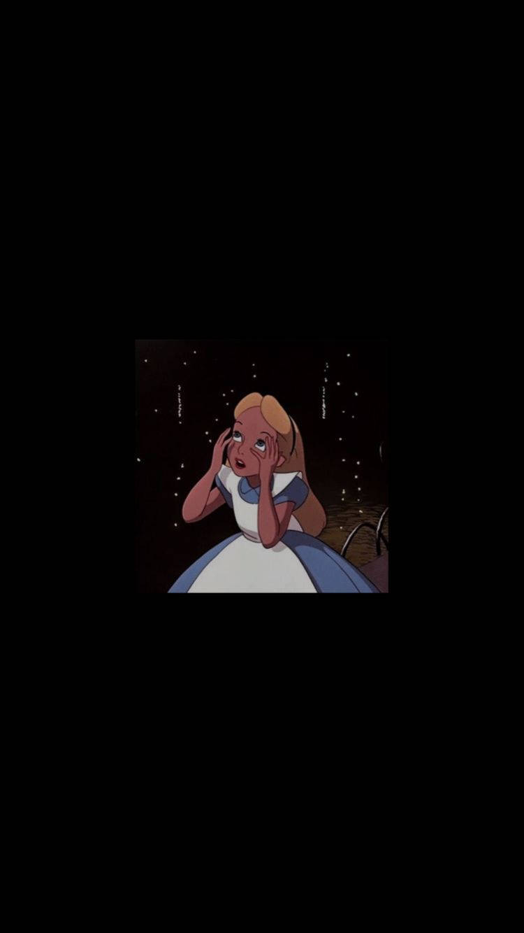 愛麗絲夢遊仙境在黑暗星空場景中雙手捂臉，看起來非常恐懼。