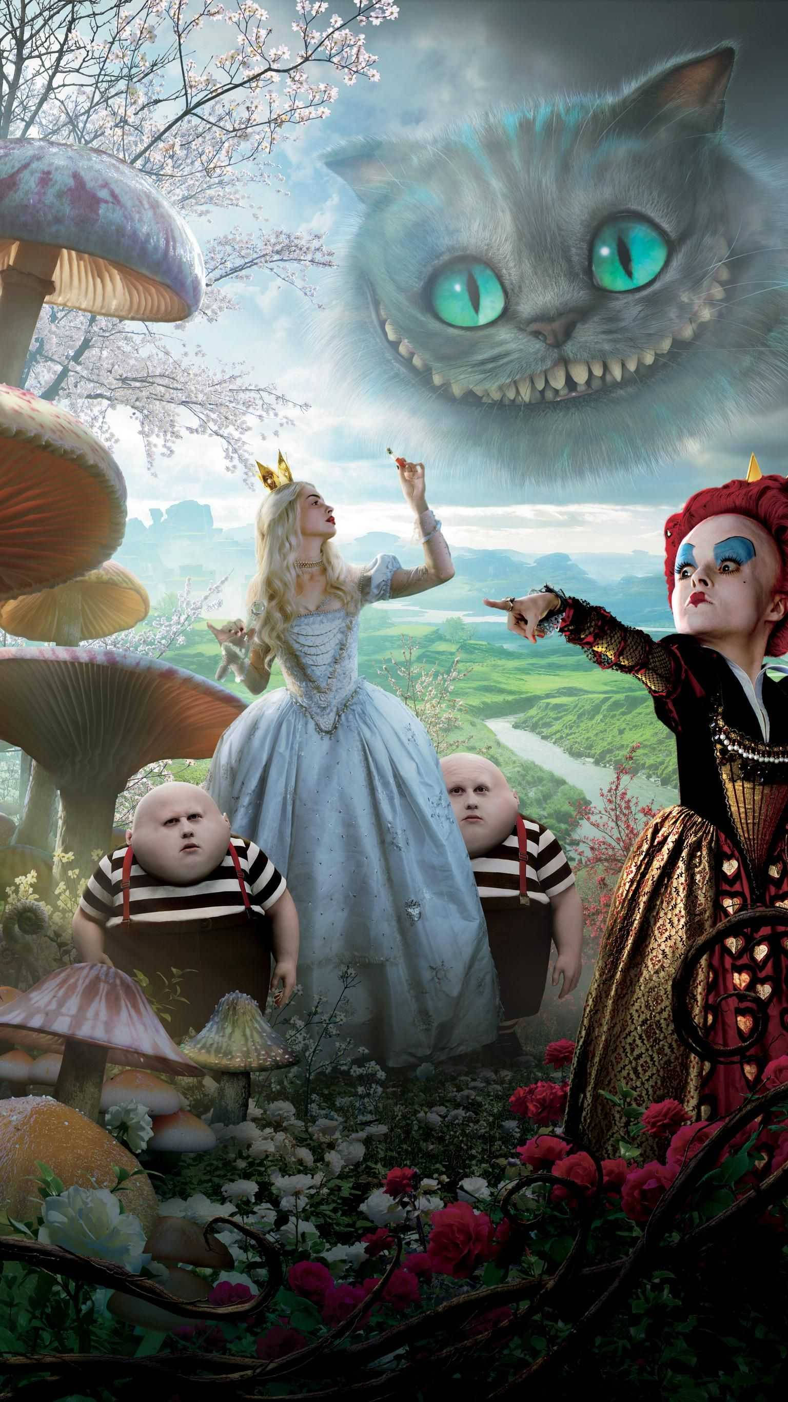 Alice In Wonderland Phone 桌布 壁紙 — 愛麗絲夢遊仙境場景，柴郡貓在超現實花園中盤旋於巨型蘑菇和紅玫瑰之上。