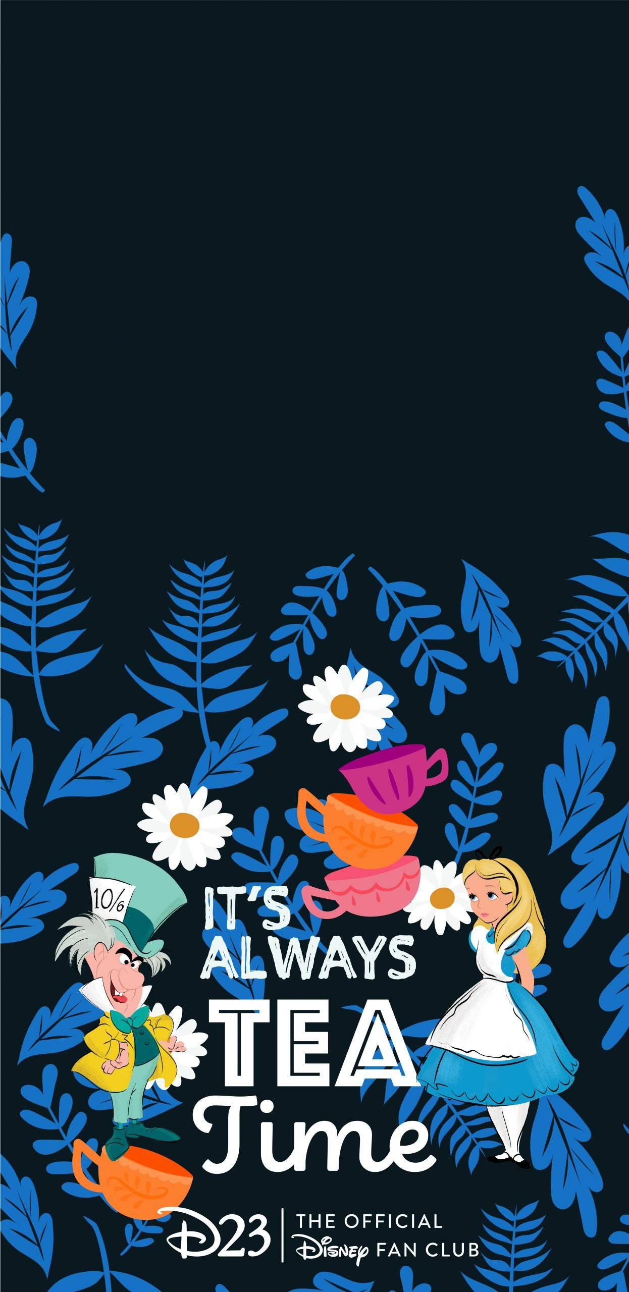Alice In Wonderland Phone 桌布 壁紙 — 愛麗絲與瘋帽匠站在藍色蕨類植物和雛菊之間，堆疊的彩色茶杯在黑暗的夜空下。
