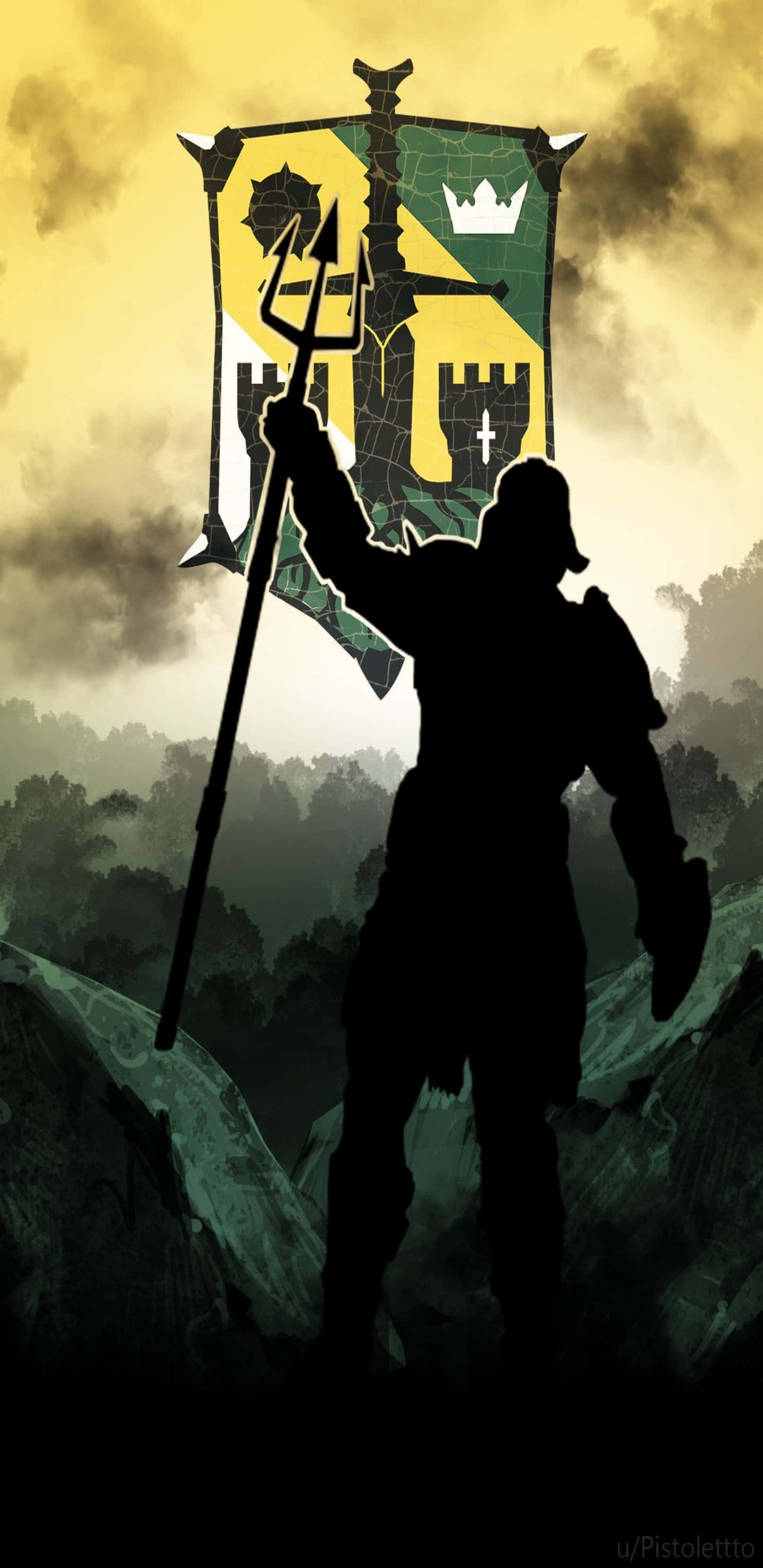 For Honor 桌布 壁紙 — 戰士的剪影在霧氣籠罩的山巒之上，手持三叉戟和旗幟，映襯著金色的天空。