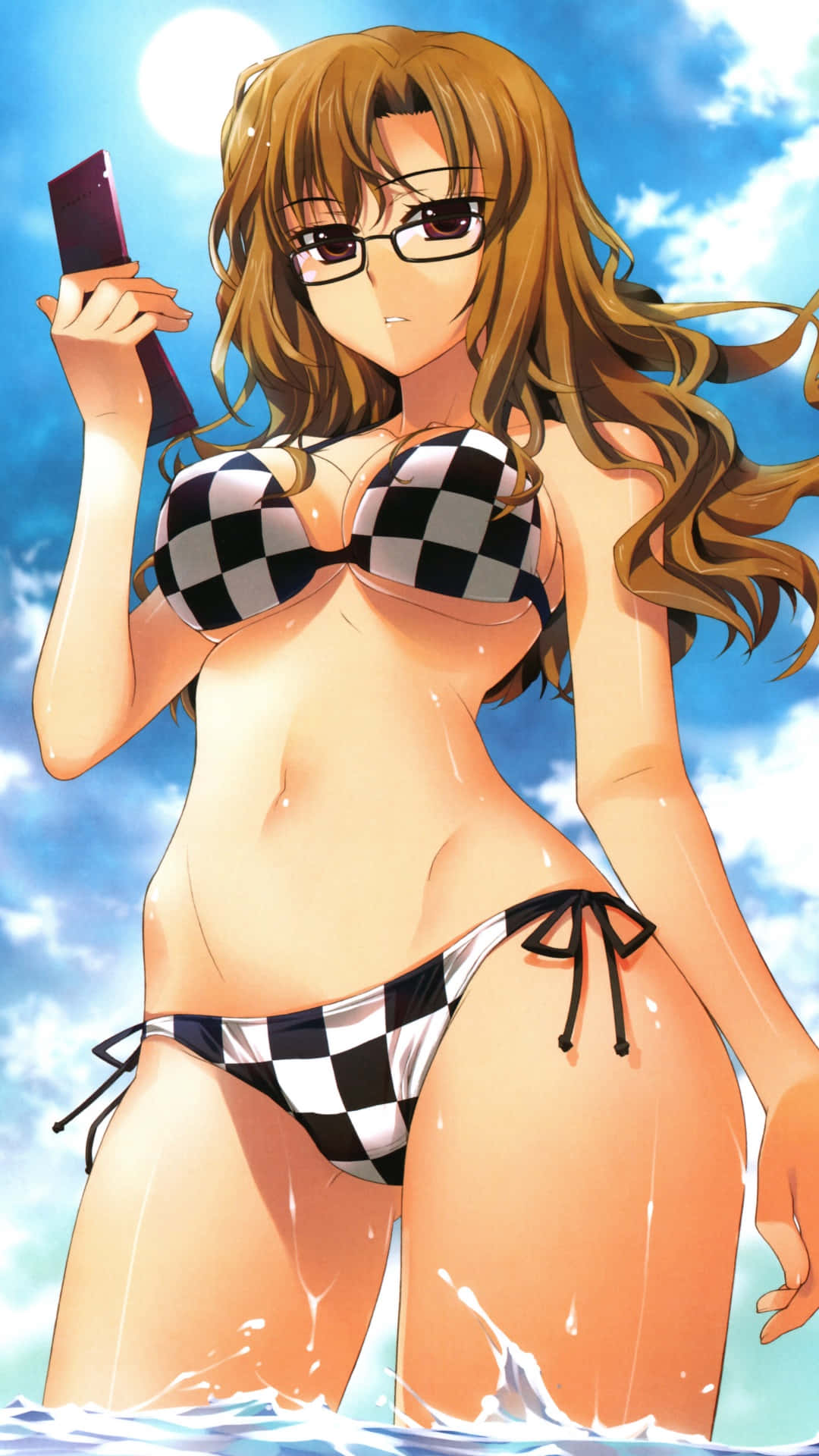 Moeka Kiryu 桌布 壁紙 — 戴眼鏡的動漫女孩穿著格子比基尼，站在燦爛陽光下的海浪中。