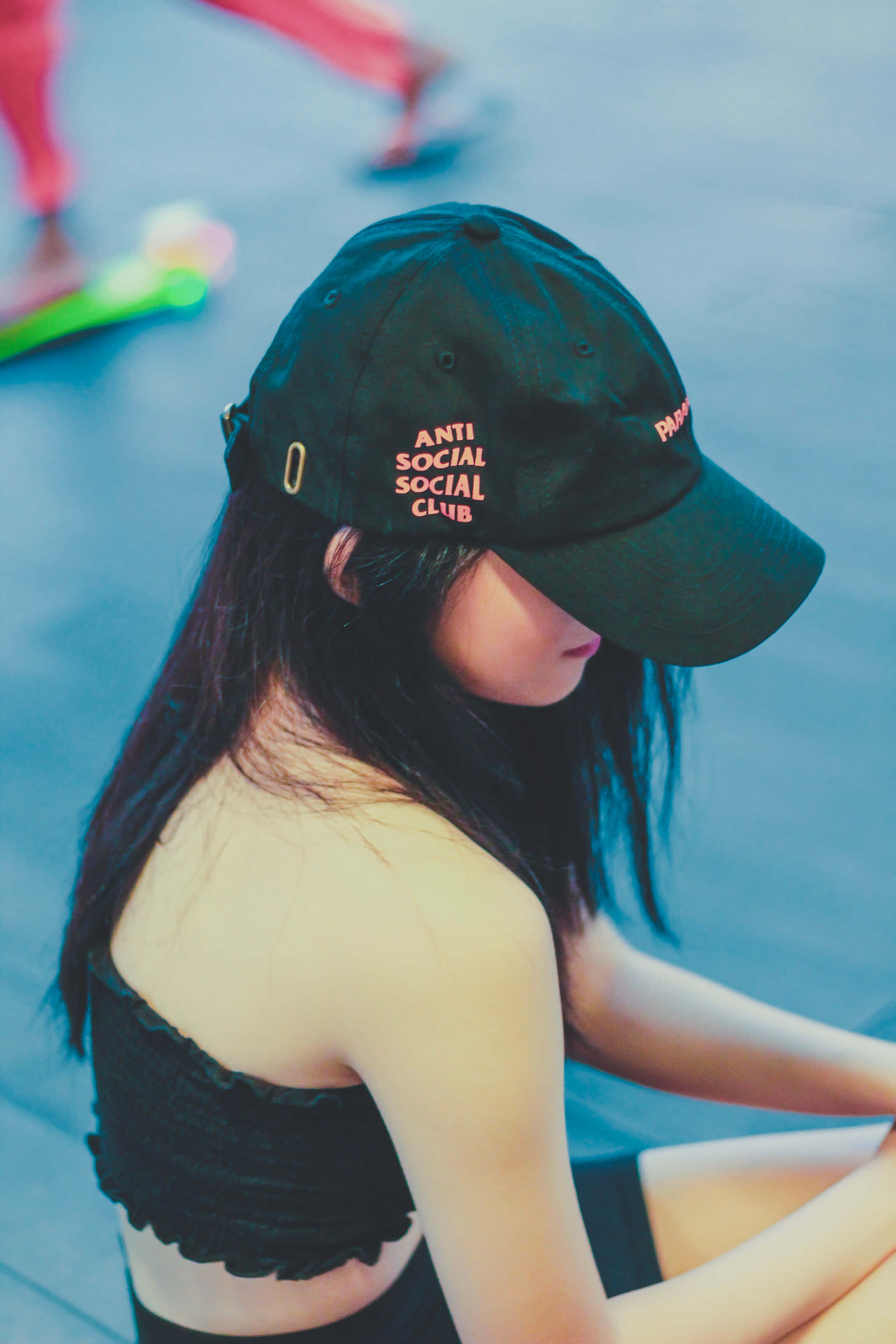 戴著帽子的女性 壁紙