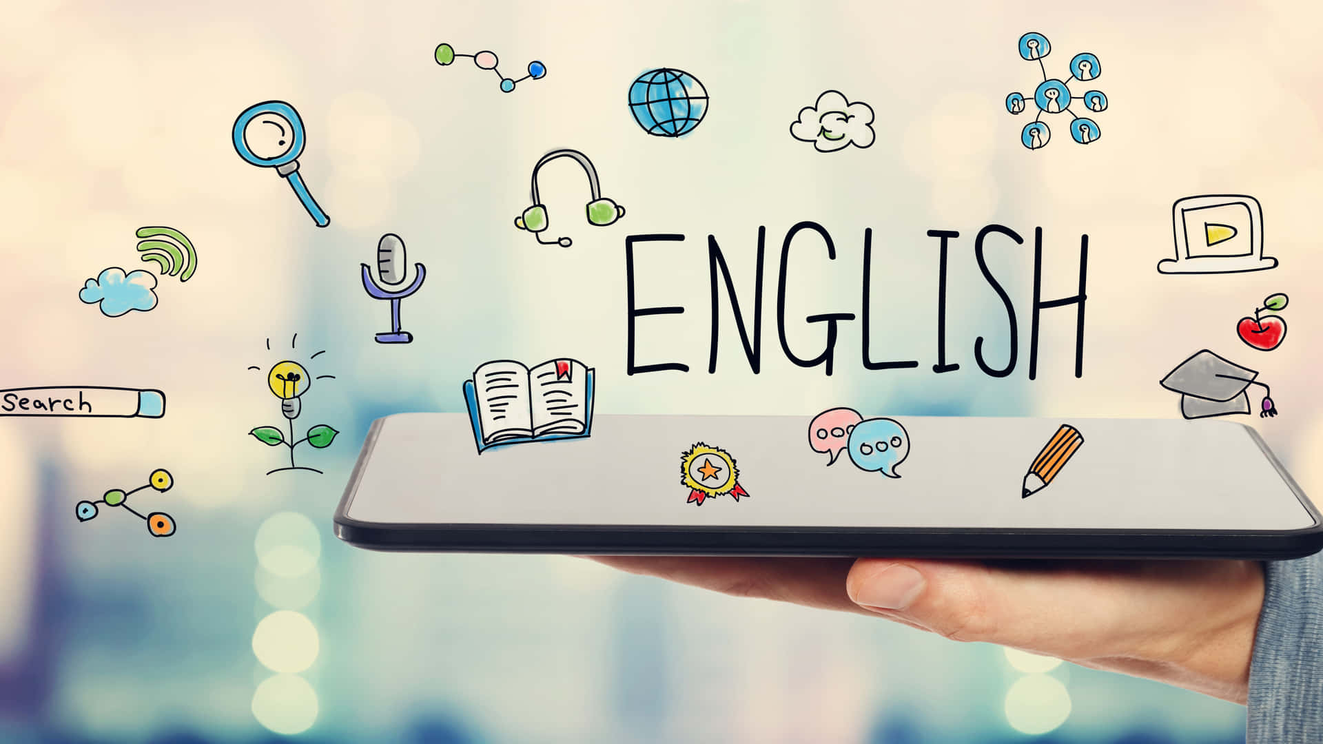 Learning 桌布 壁紙 — 手握住顯示「ENGLISH」的智慧型手機，周圍環繞著浮動的學習圖示，如書籍、麥克風和地球儀。
