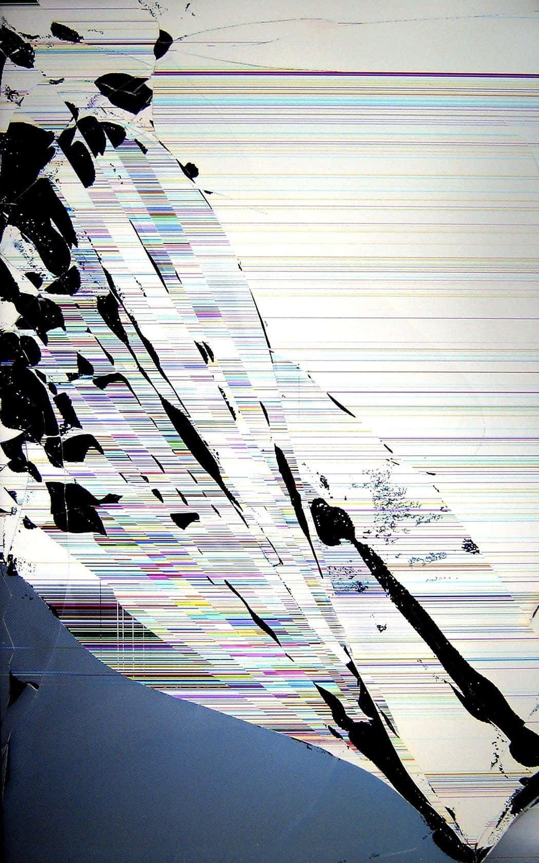 iPhone 桌布 壁紙 — 抽象數位故障藝術，白色背景上彩虹掃描線上有黑色墨水飛濺。