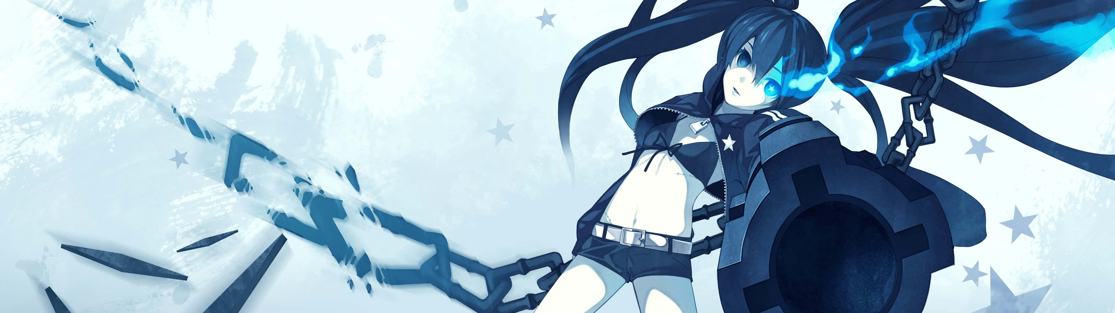 3840 X 1080 Anime HD 桌布 壁紙 — 擁有發光藍眼睛和飄逸黑髮的動漫女孩，在星光冰凍背景下揮舞著巨大的鎖鏈武器。