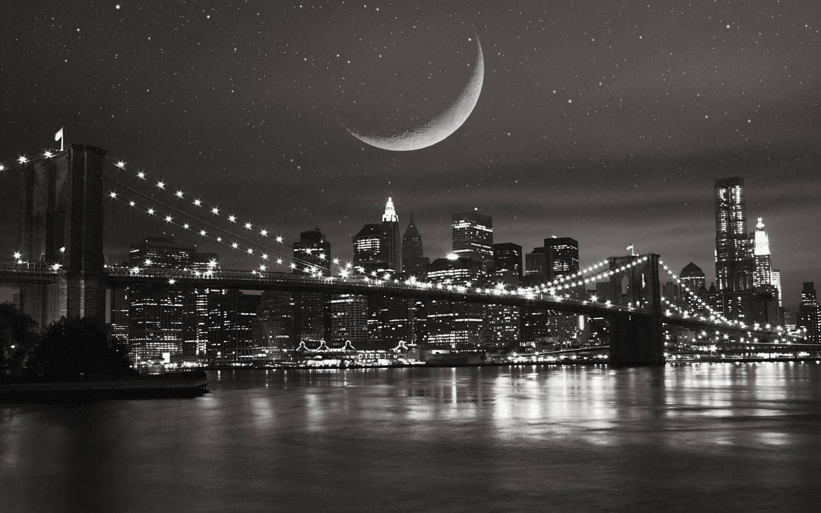 New York 桌布 壁紙 — 新月和星空下的布魯克林大橋和曼哈頓天際線的黑白夜景。