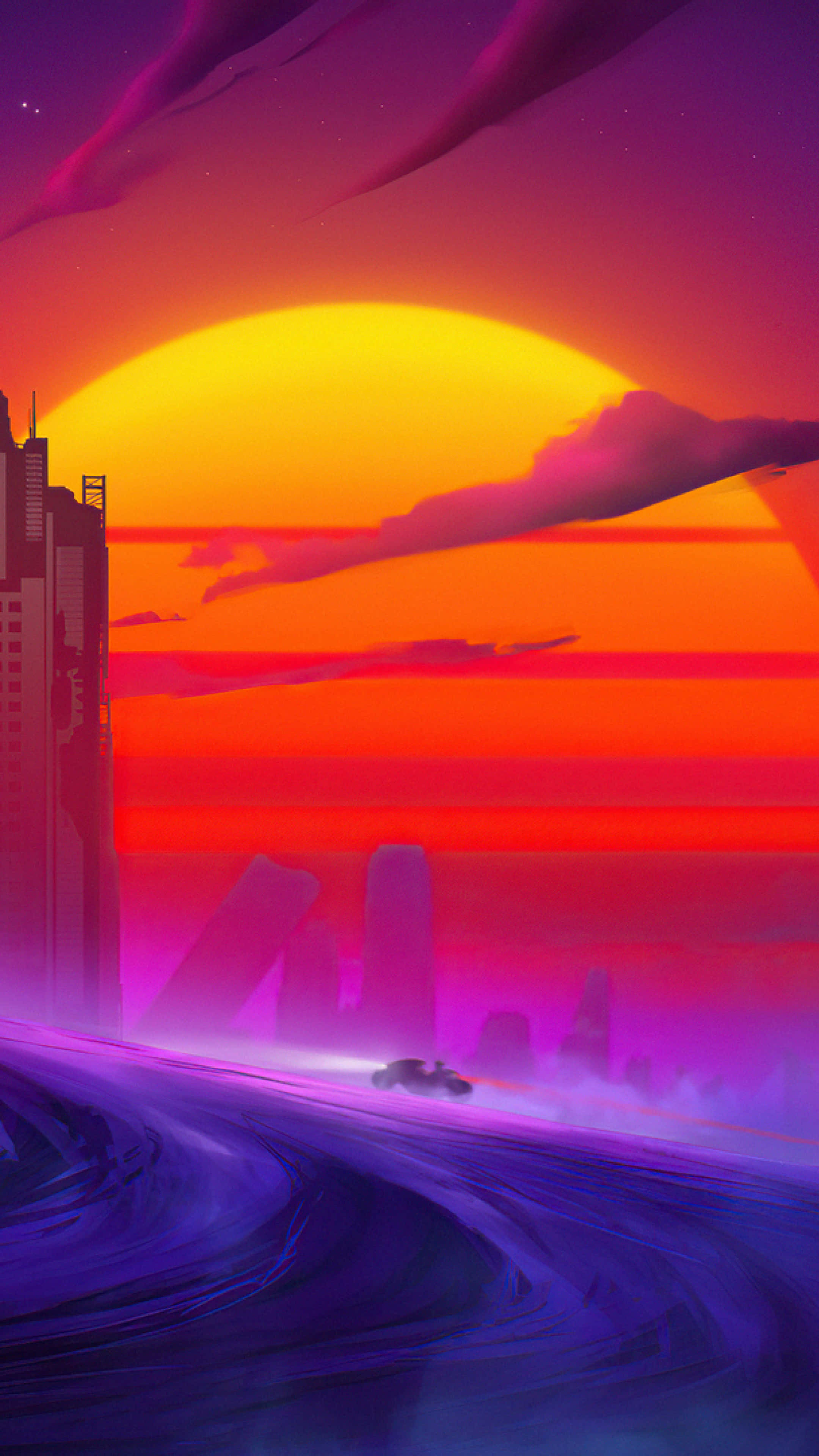 Retro Futurism 桌布 壁紙 — 日落時分的未來城市景觀，有發光的橙色太陽、紫色雲朵，以及一輛在蜿蜒道路上疾馳的孤獨汽車。