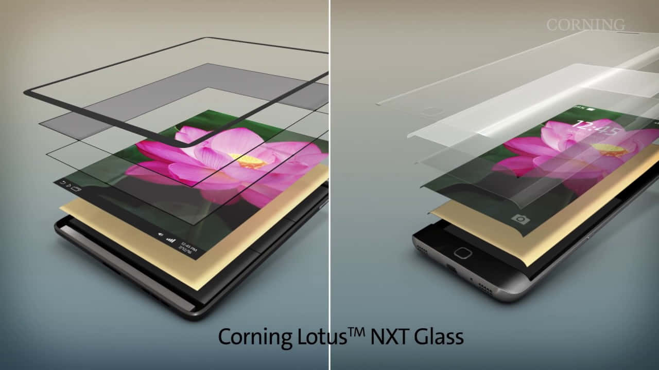 手機 桌布 壁紙 — 智慧型手機橫截面視圖，展示分層Corning Lotus NXT玻璃，螢幕上顯示粉紅色蓮花桌布。