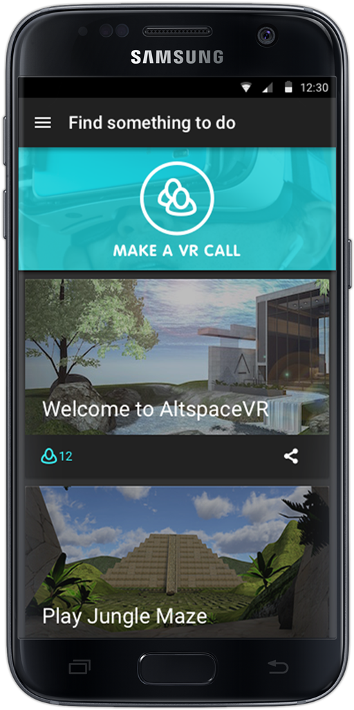 電話通話 桌布 壁紙 — 智慧型手機螢幕顯示VR應用程式介面，提供撥打電話及在虛擬環境（如叢林迷宮）中遊玩的選項。