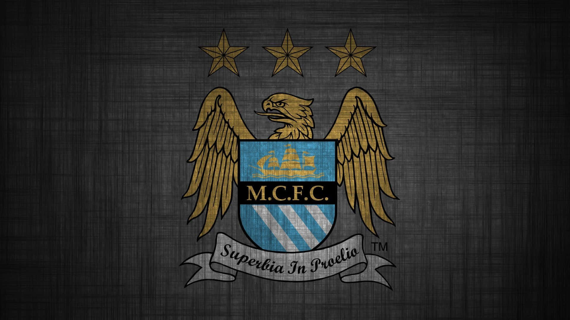 Manchester City iPhone 桌布 壁紙 — 曼城足球會徽章，金色雄鷹和三顆星在紋理深灰色背景上。
