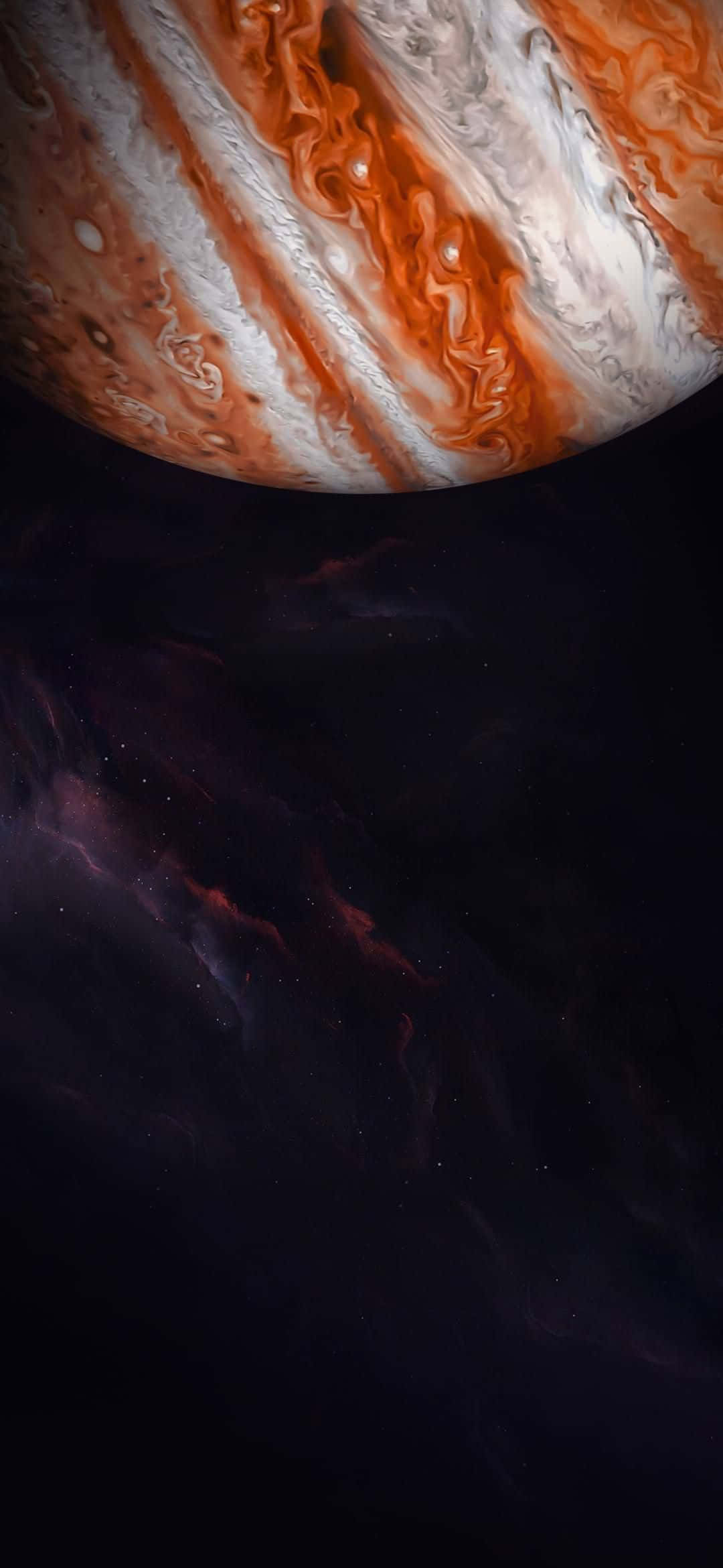 背景 桌布 壁紙 — 木星主導整個畫面，在充滿遙遠恆星的黑暗星雲背景下，呈現出旋轉的橙色和白色雲層。