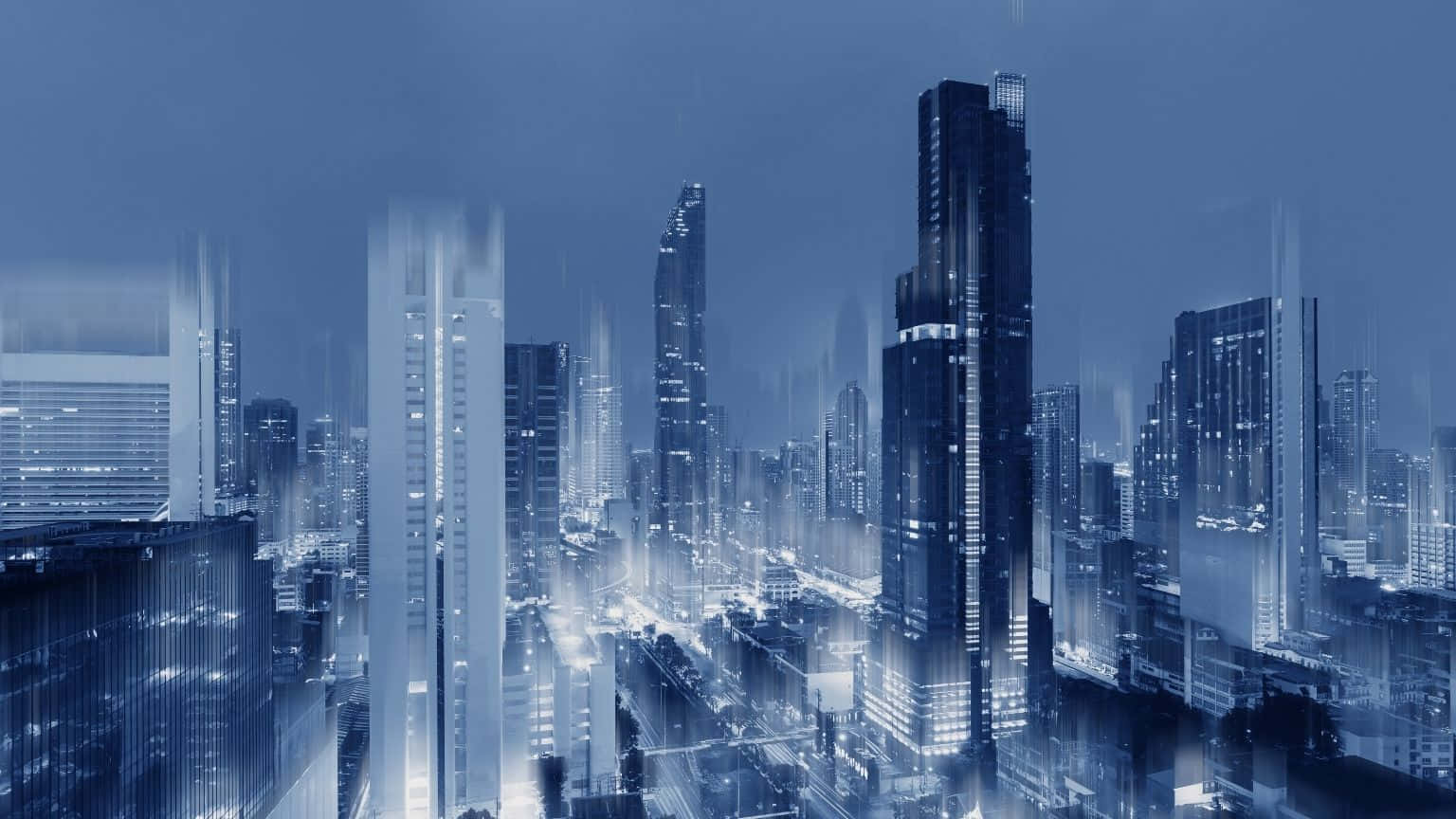 1536x864 桌布 壁紙 — 未來主義的城市夜景，高聳的摩天大樓在憂鬱的藍色薄霧中閃耀。