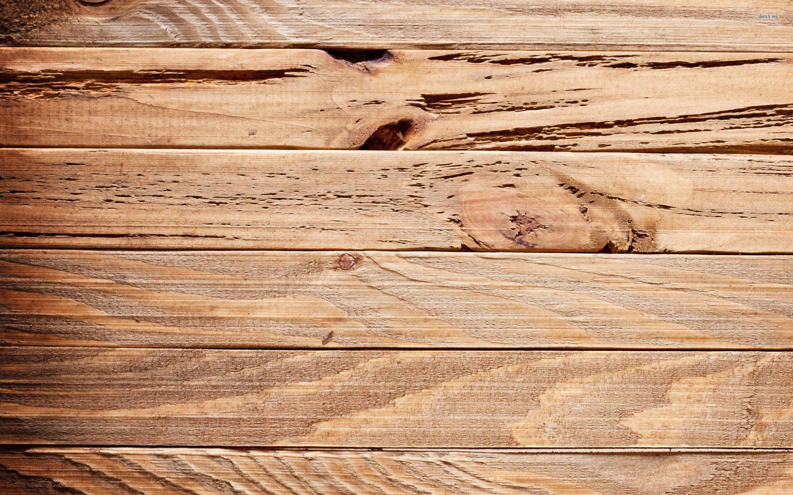 Wood Texture 桌布 壁紙 — 柔和光線下風化木板的特寫，帶有豐富的木紋圖案和天然節疤。