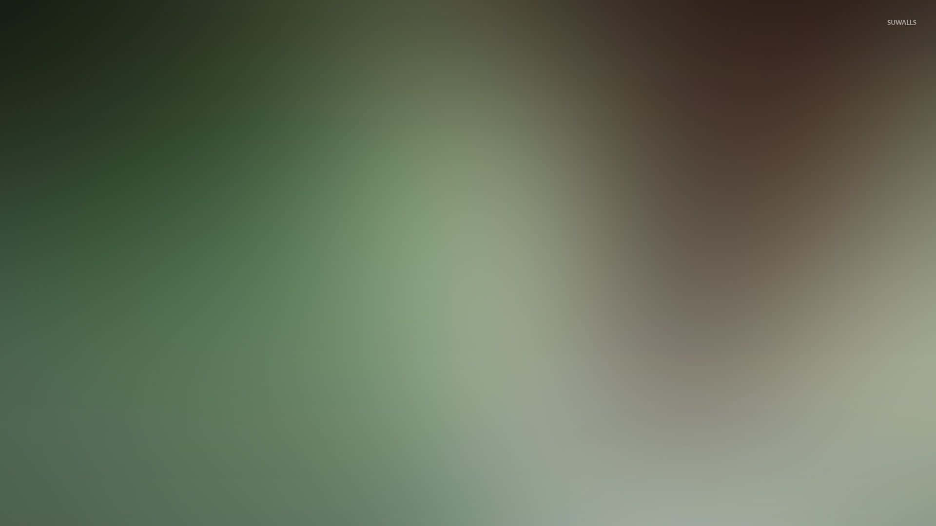 Green And Brown 桌布 壁紙 — 柔和漸層壁紙，將柔和的綠色和棕色色調融合成流暢的抽象漩渦。