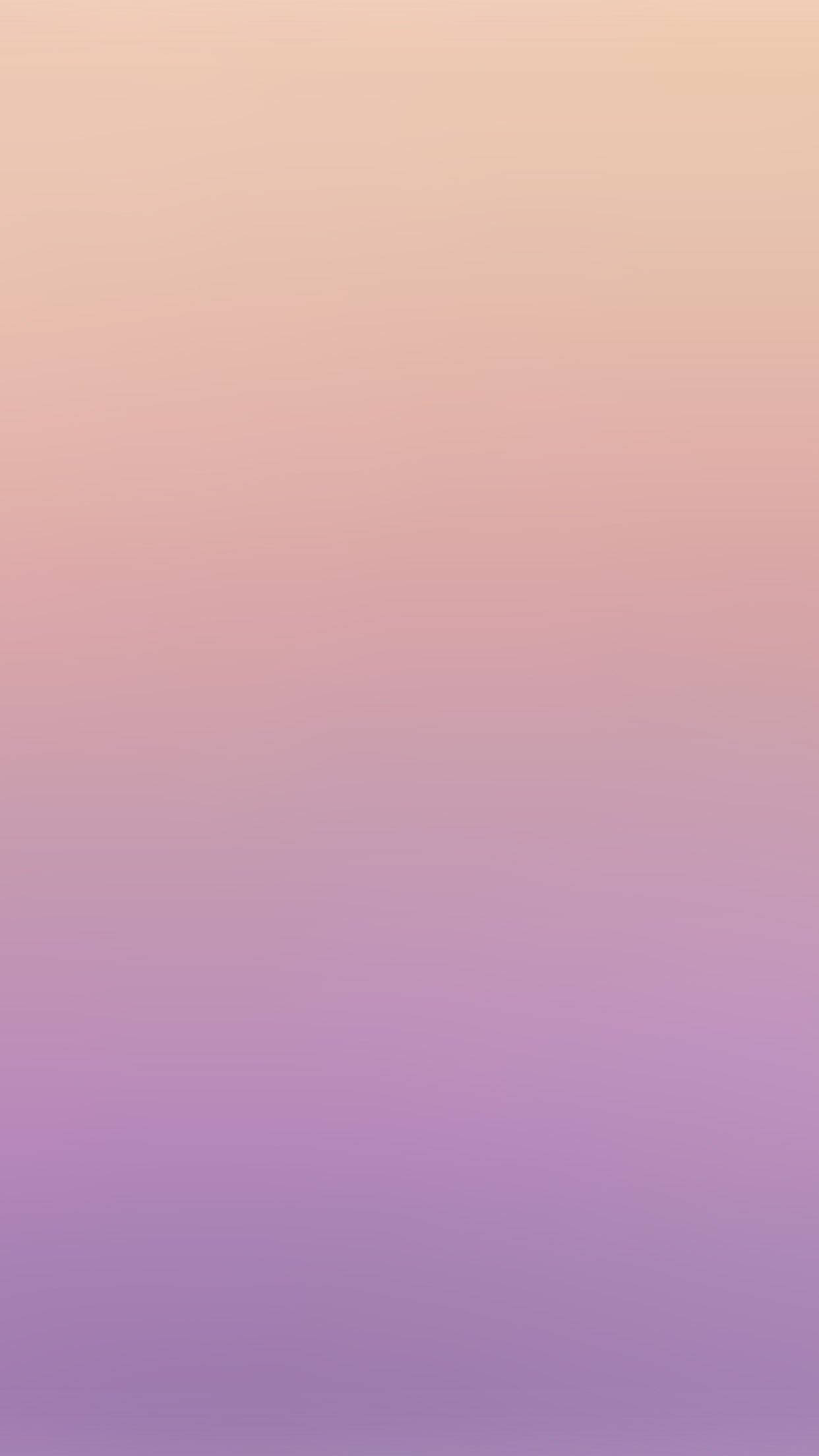 Pastel Pink iPhone 桌布 壁紙 — 柔和漸變的天空從蜜桃色過渡到薰衣草色，營造出夢幻般的粉彩背景。