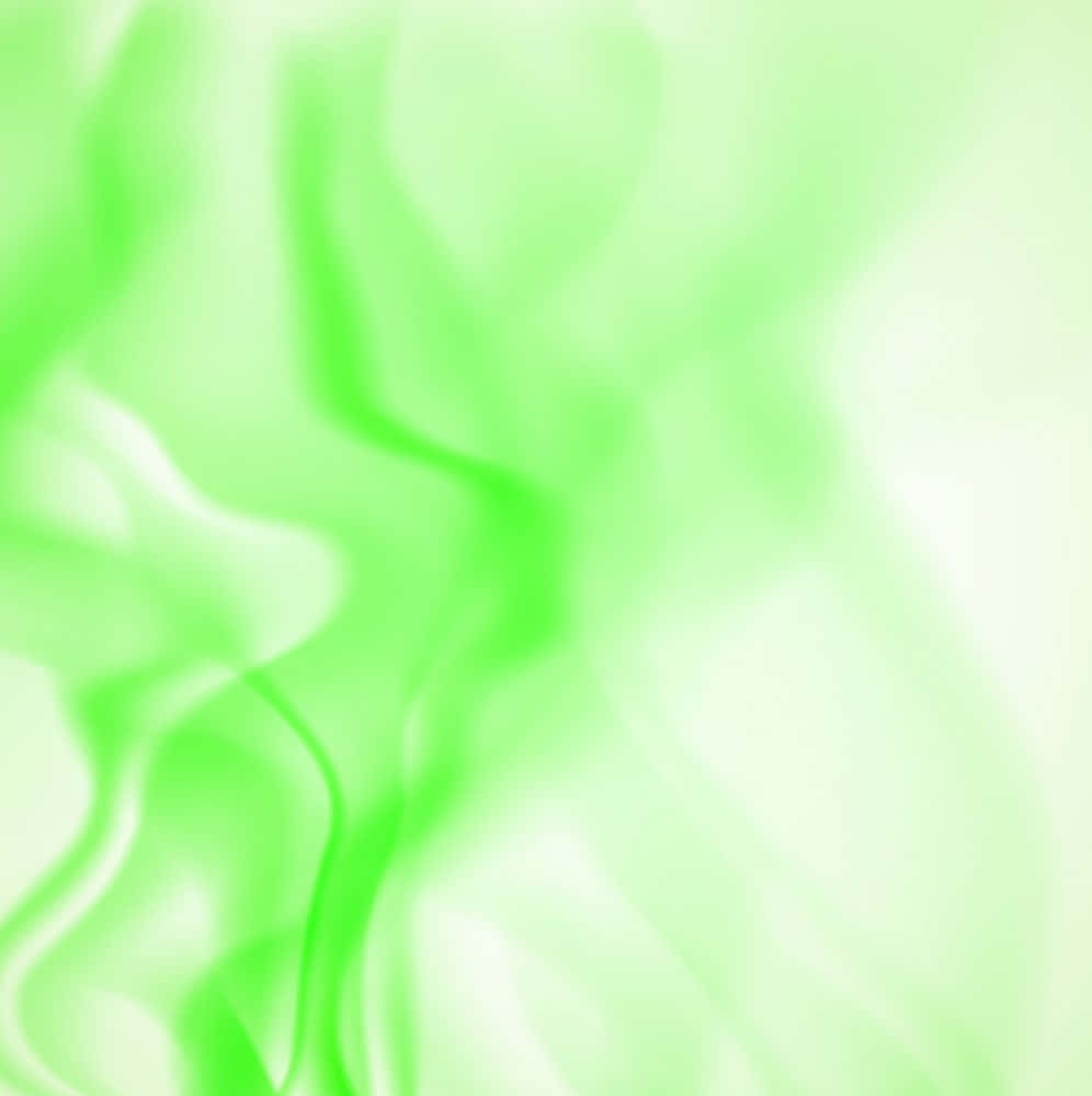 Green Smoke 桌布 壁紙 — 柔和發光的綠色煙霧在淡色背景上輕輕旋轉，營造出夢幻般的抽象紋理。