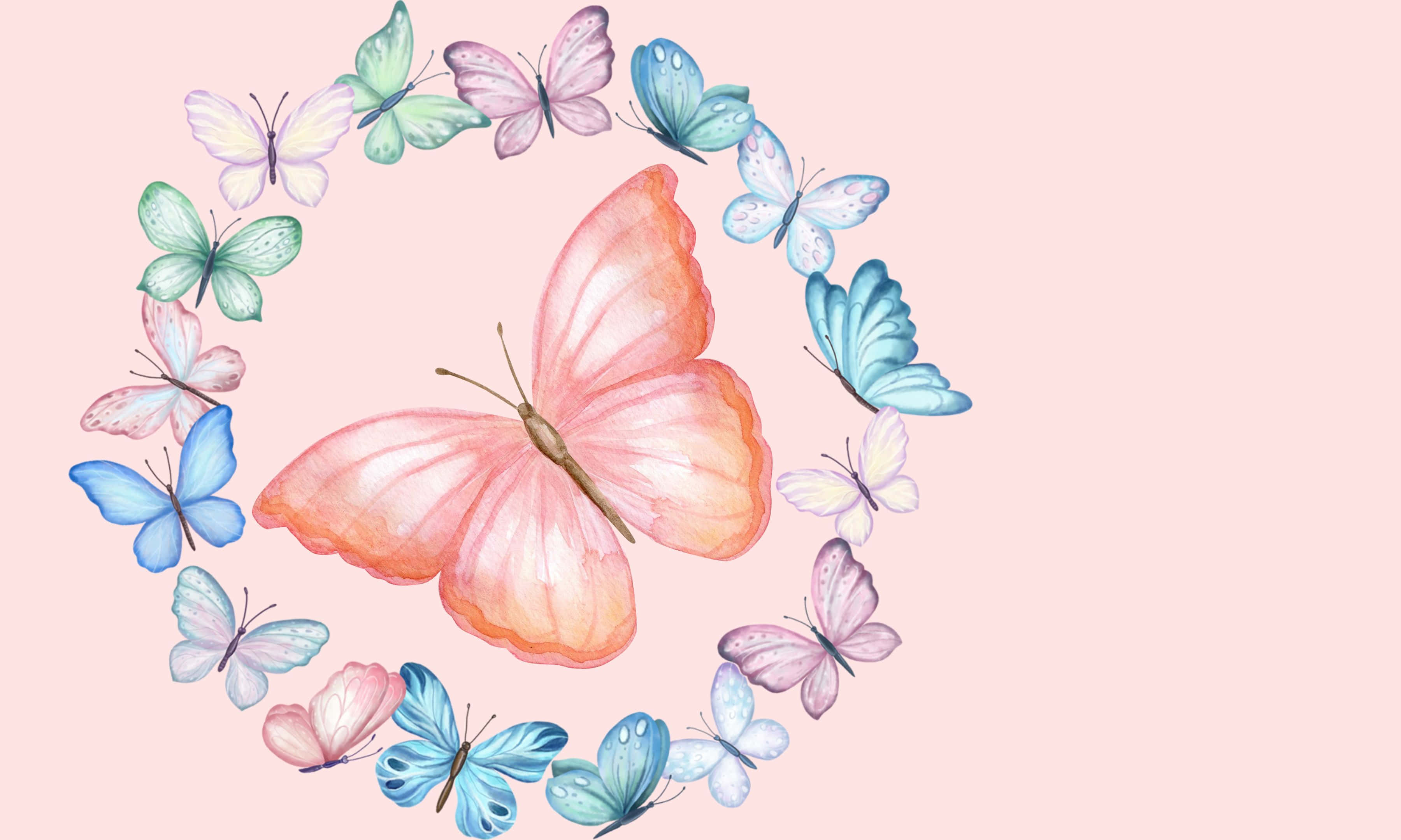 3600x2160 桌布 壁紙 — 柔和的水彩插圖，描繪一隻大型蜜桃色蝴蝶，被一圈粉藍、粉綠和粉紅色的蝴蝶花環環繞，背景為淺粉紅色。