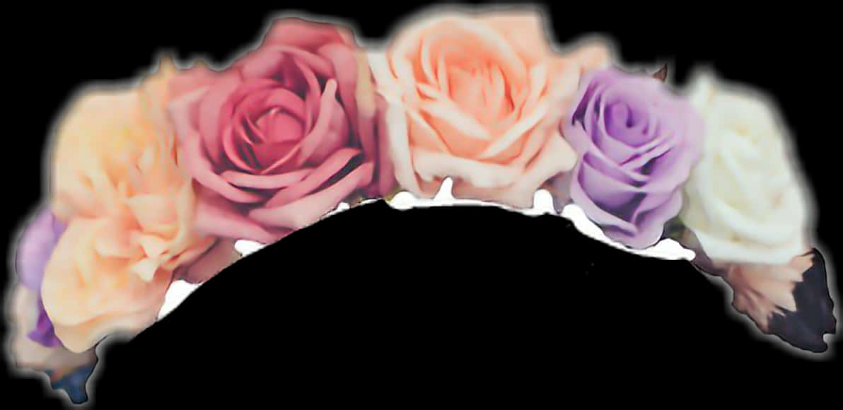Roses 桌布 壁紙 — 柔和的粉彩玫瑰冠，帶有蜜桃色、粉紅色、薰衣草色和白色的花朵，在黑色背景上閃耀。