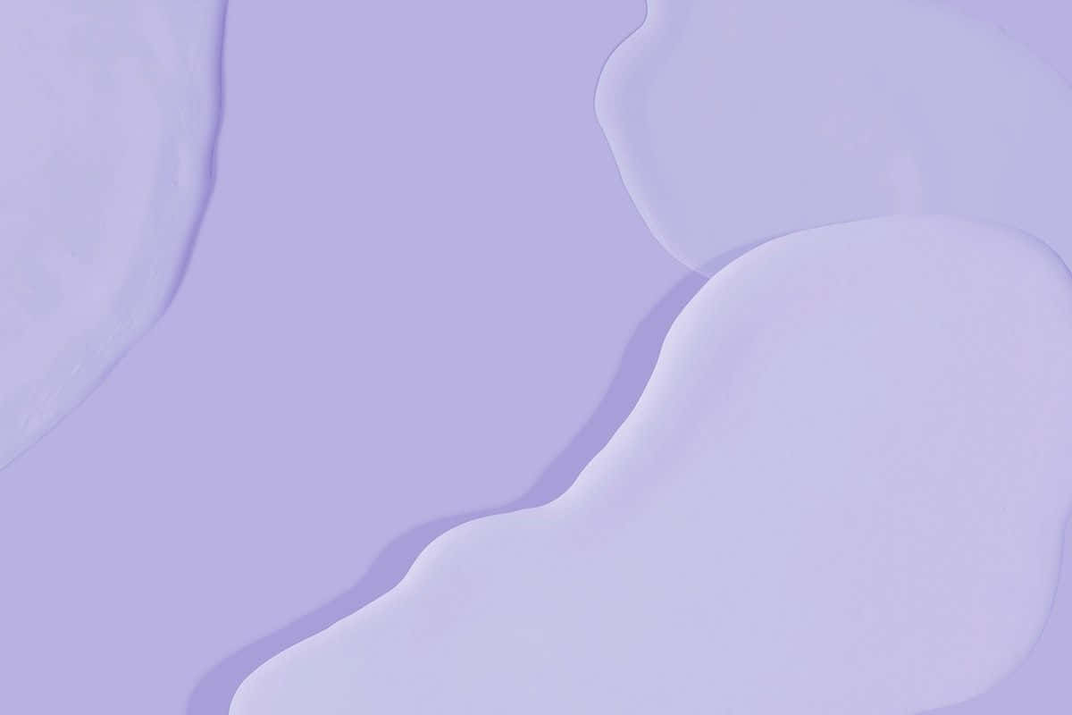 Lilac Color 桌布 壁紙 — 柔和的薰衣草抽象形狀在帶有微妙陰影的淡紫色背景上輕輕流動。