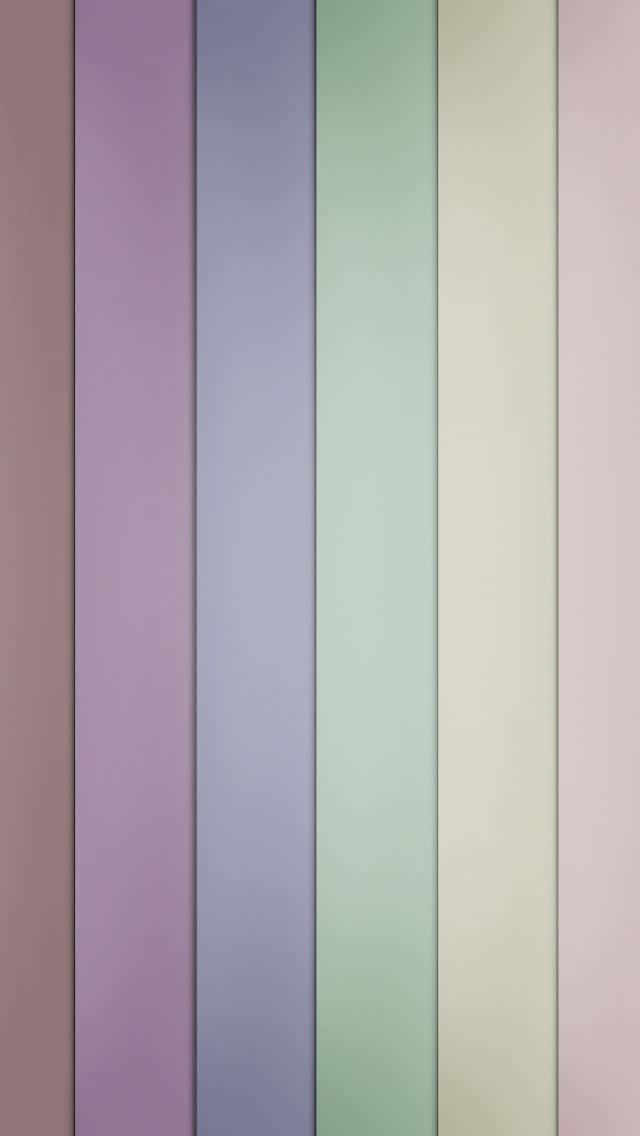 Pastel Striped 桌布 壁紙 — 柔和粉彩色的垂直條紋，以溫柔的漸層營造出平靜的抽象圖案。