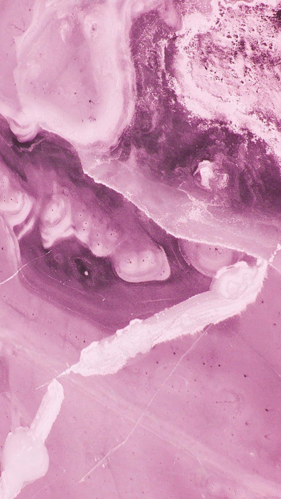 Purple Marble 桌布 壁紙 — 柔和粉紅與深紫色交織的漩渦抽象圖案，帶有白色條紋和斑點。