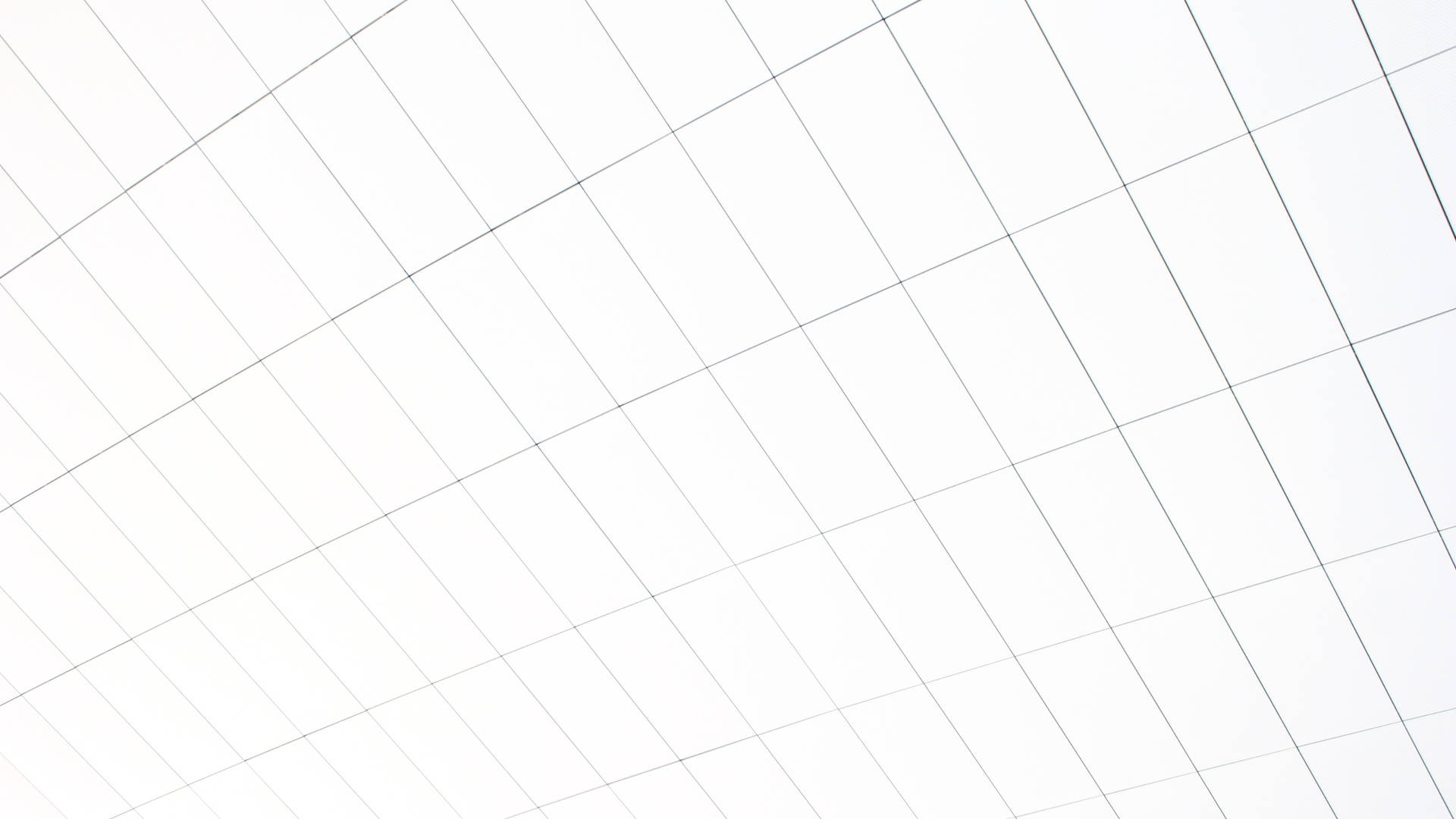 black and white aesthetic grid 桌布 壁紙 — 柔軟灰色對角網格線在明亮白色背景上，營造出乾淨簡約的幾何圖案。