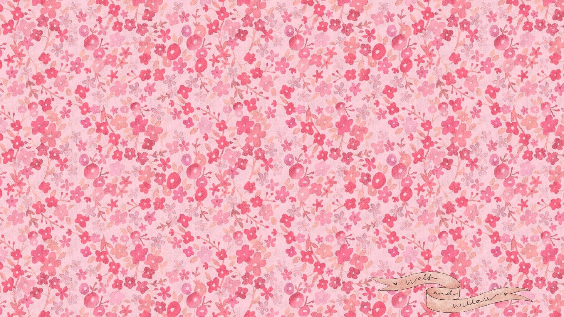 Pink Vintage Aesthetic 桌布 壁紙 — 柔軟的粉紅色壁紙，充滿精緻的手繪櫻花和漿果，呈現不同深淺的粉紅色和紅色。