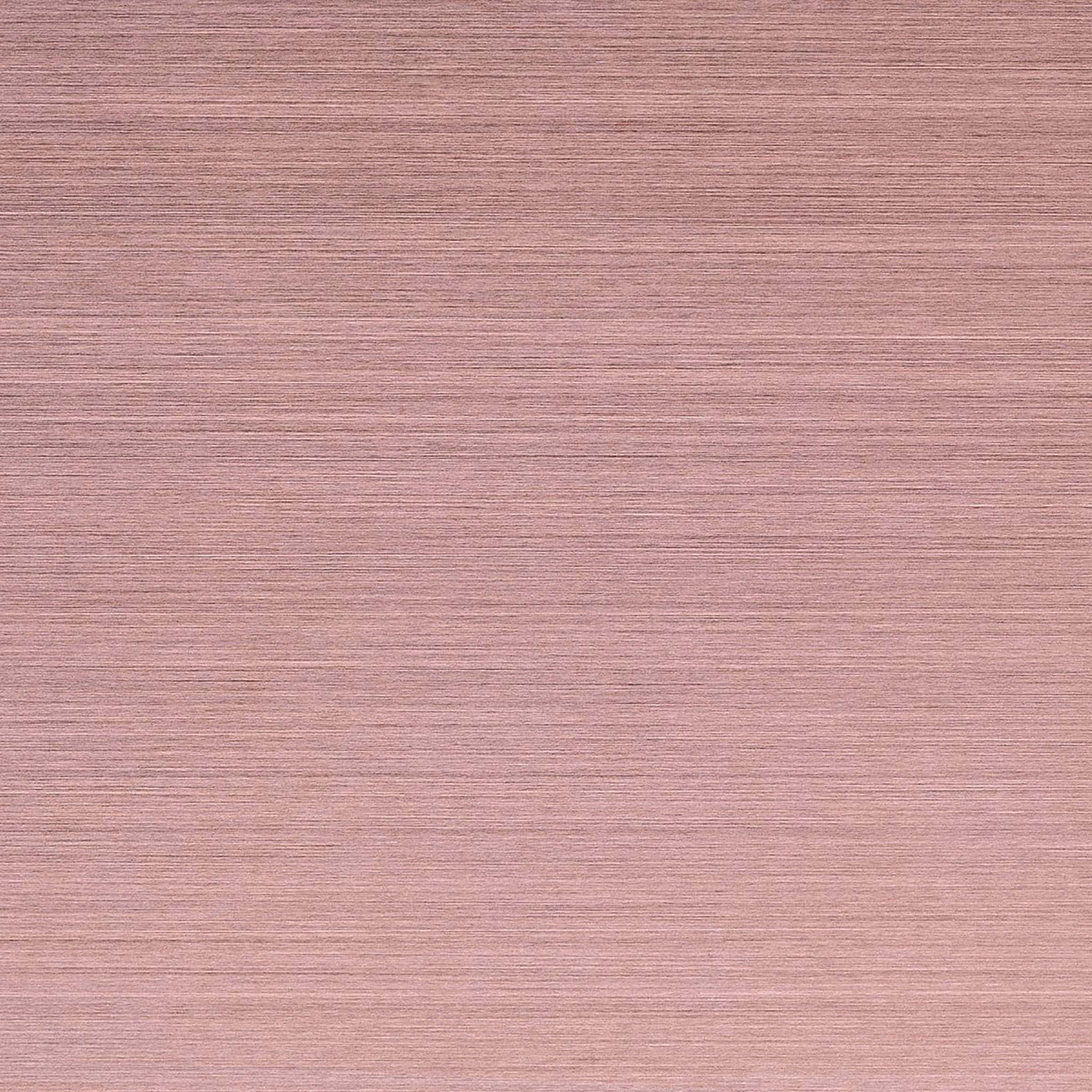 Pink iPad 桌布 壁紙 — 柔軟粉紅色紋理壁紙的特寫，帶有微妙的水平條紋和溫暖色調。